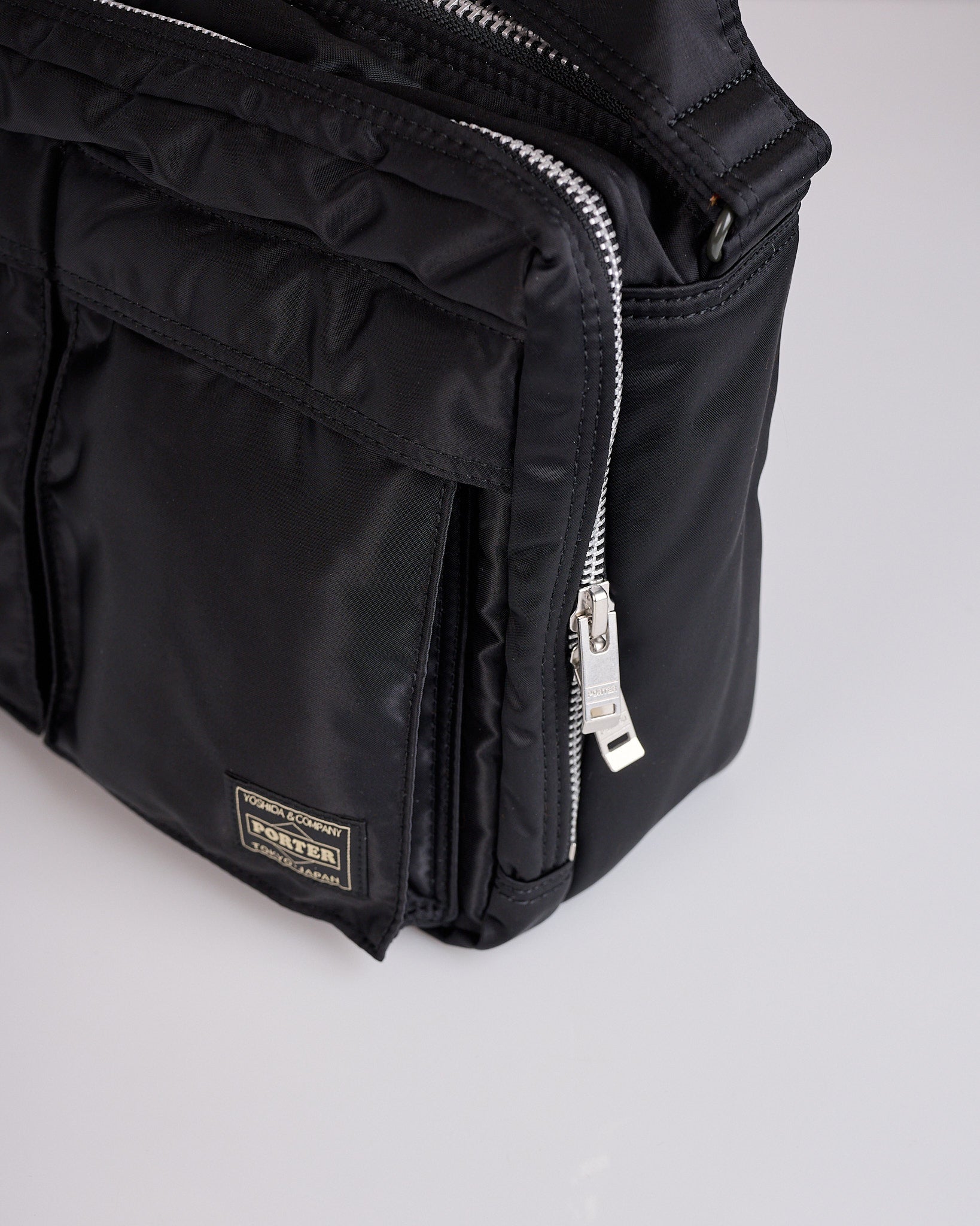 Porter Tanker Zip Sling Bag (L) Black – LESS 17