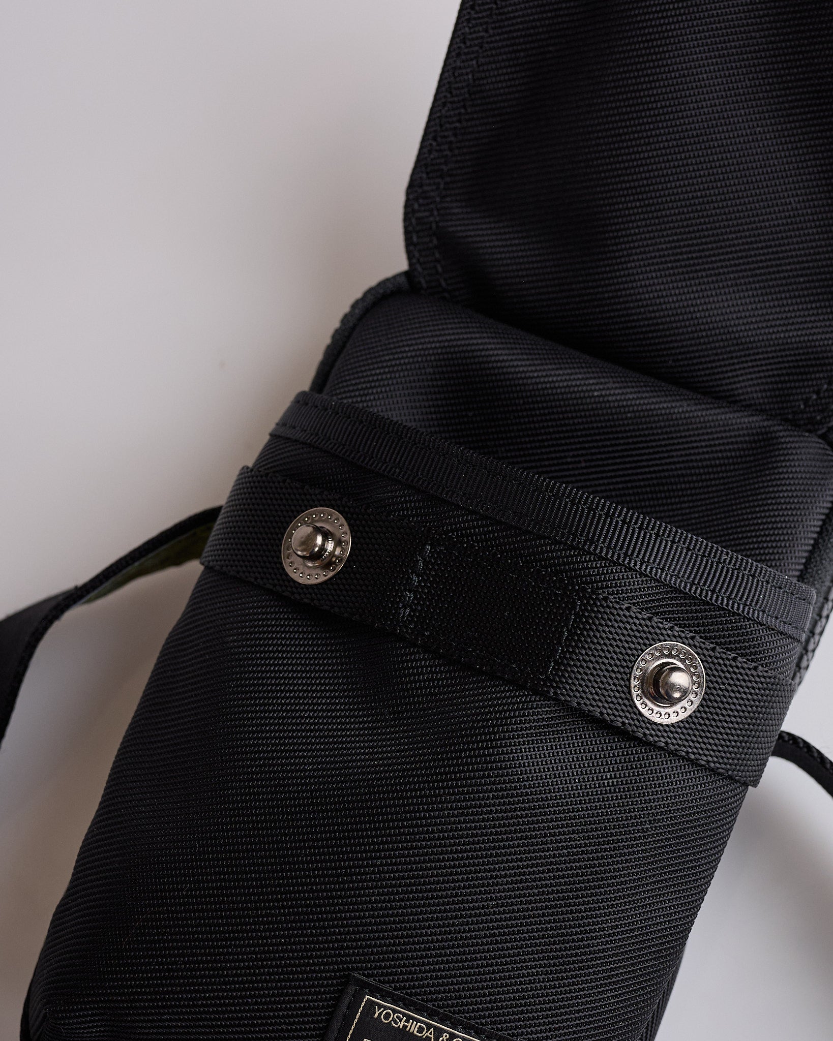 Porter Unit Shoulder Bag Black – LESS 17