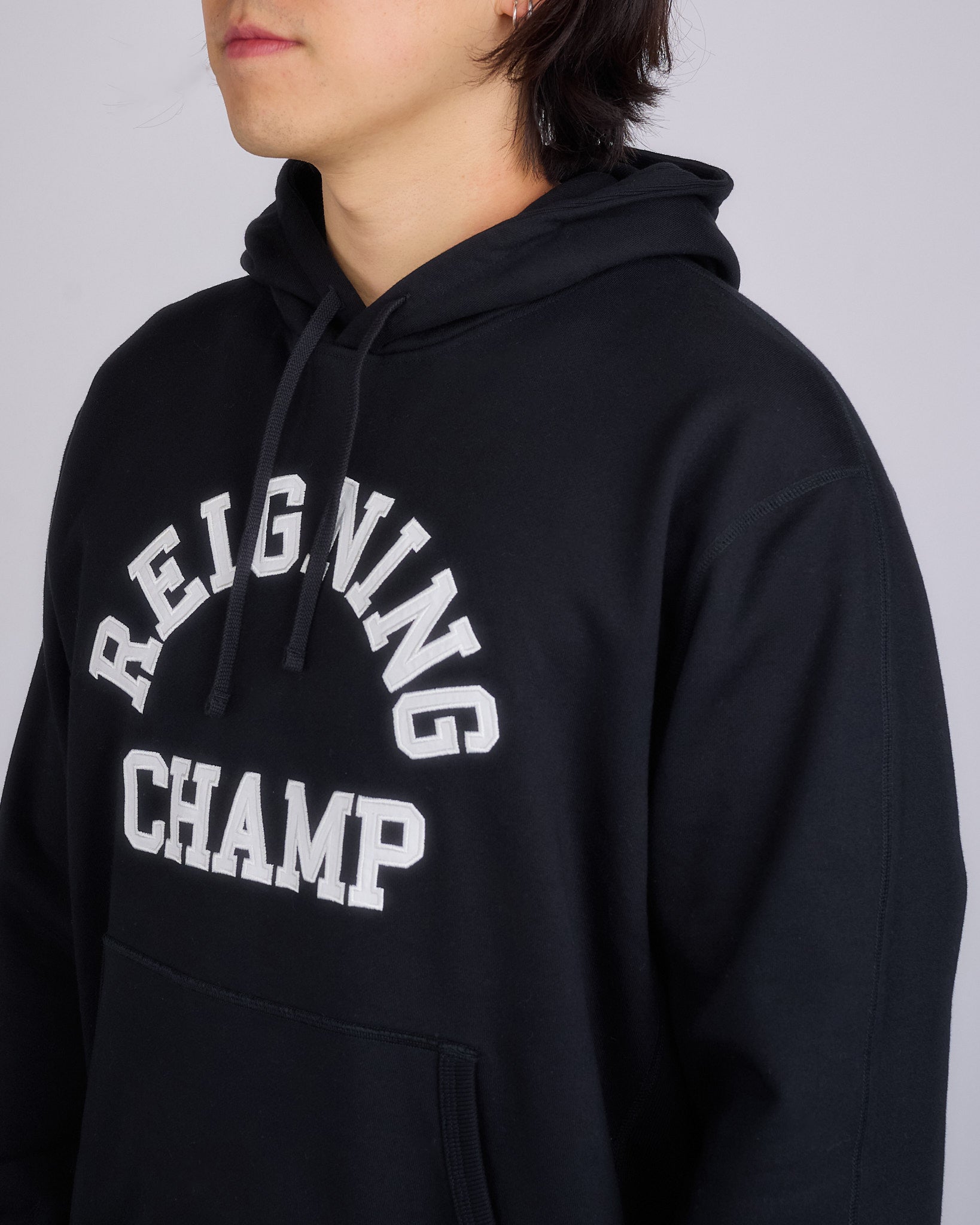 Reigning Champ Midweight Arch Logo Hoodie Black – LESS 17