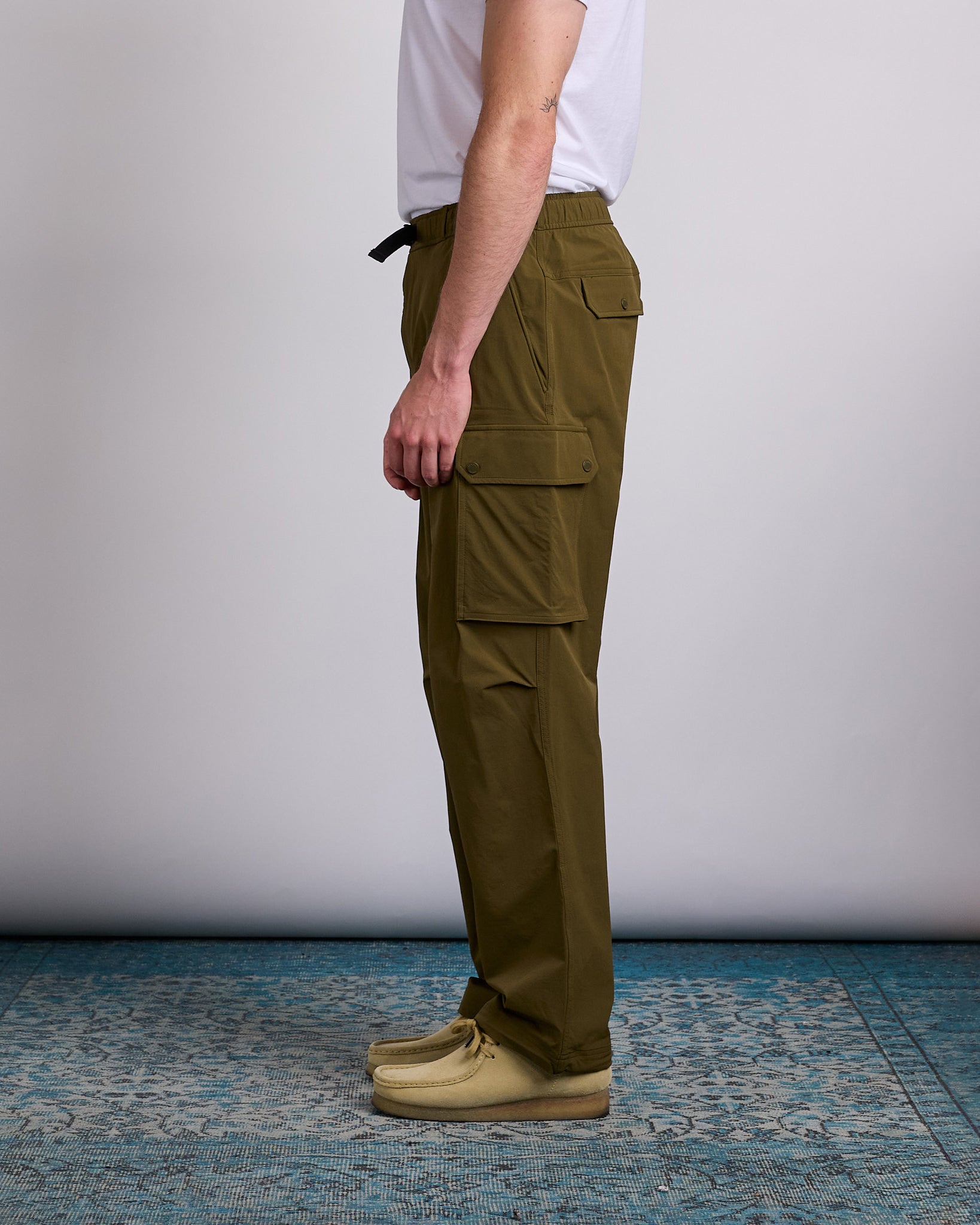 Reigning Champ Nylon Oxford Rover Cargo Pant Olive – LESS 17