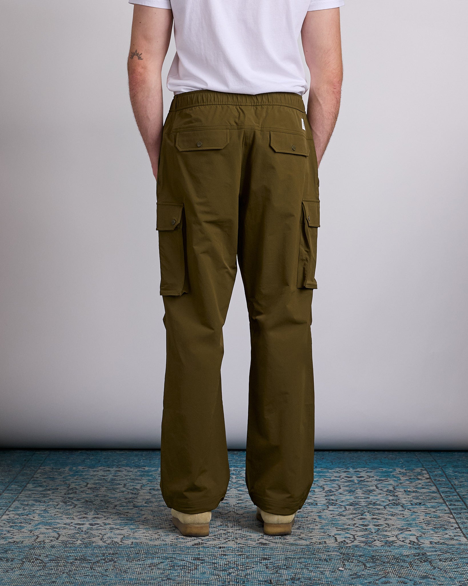 Reigning Champ Nylon Oxford Rover Cargo Pant Olive – LESS 17