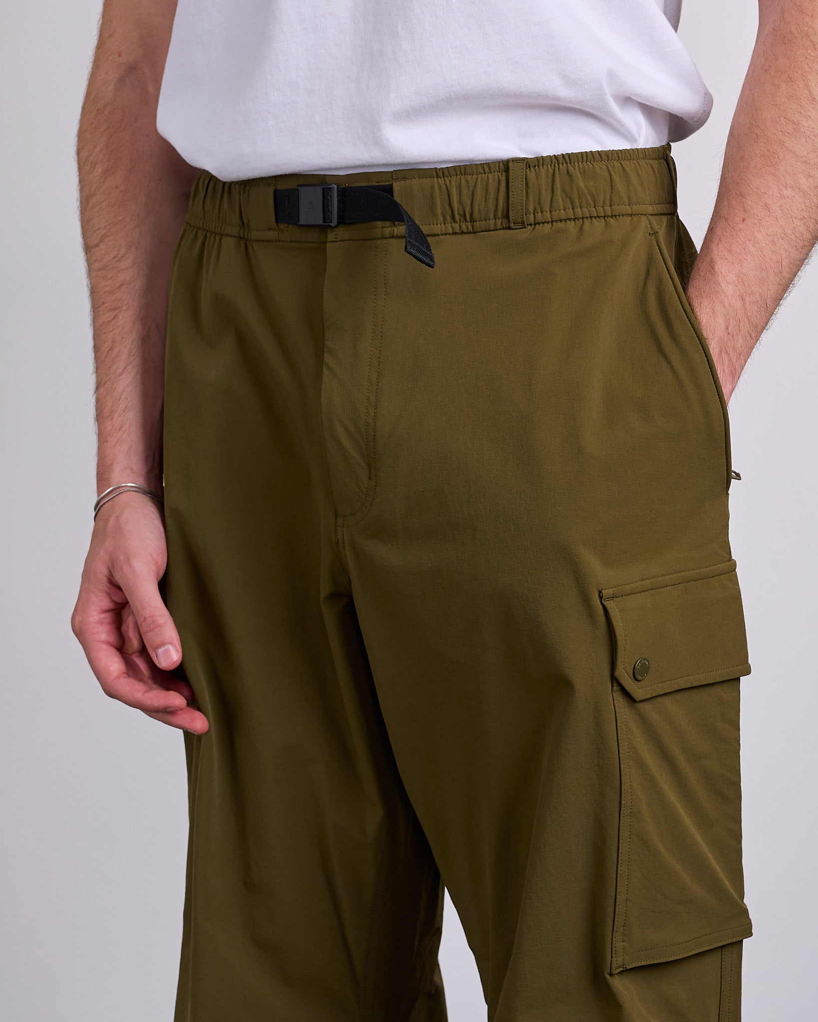 Reigning Champ Nylon Oxford Rover Cargo Pant Olive – LESS 17