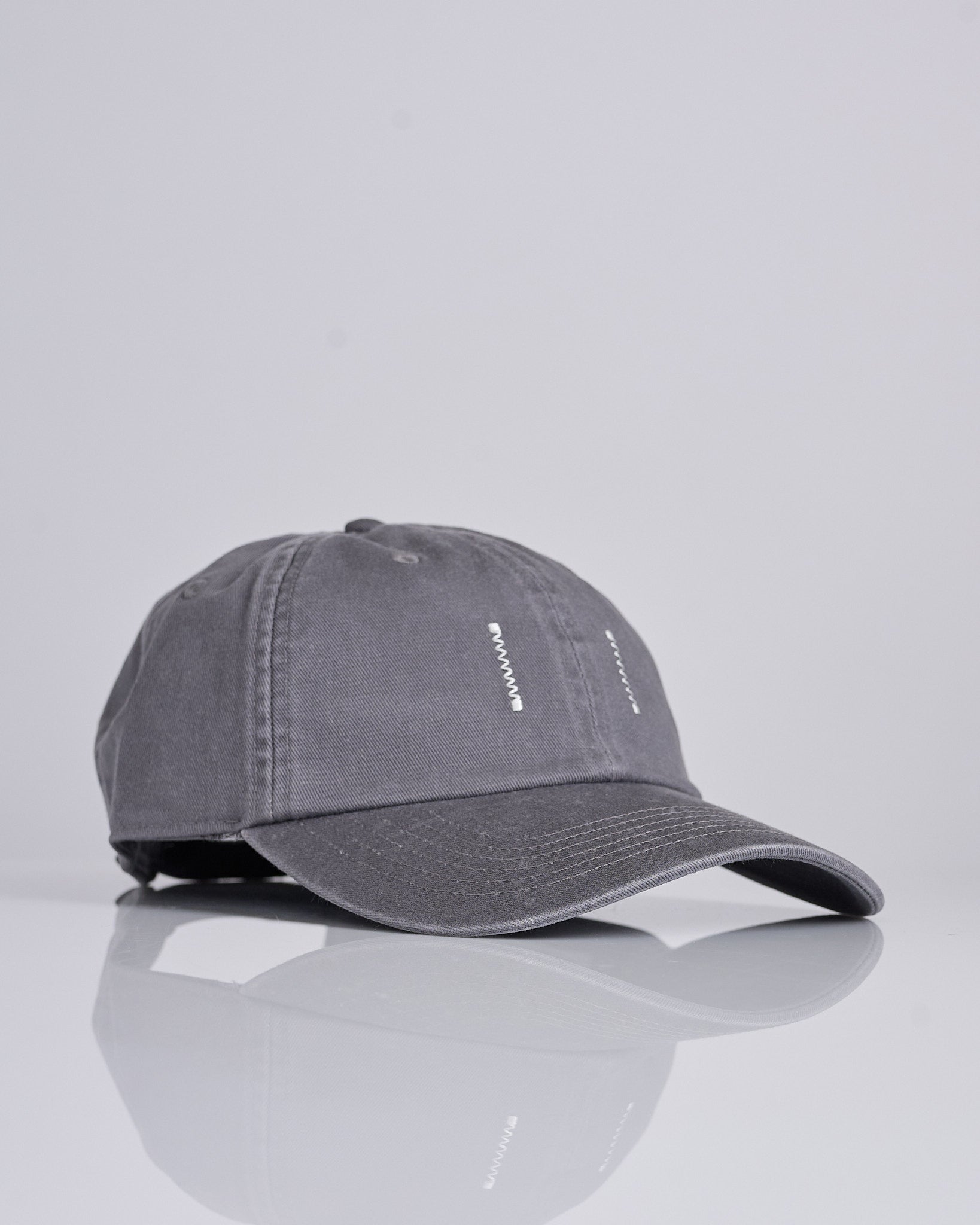 Reigning Champ Woven Low Pro Strapback Cap Washed Grey – LESS 17