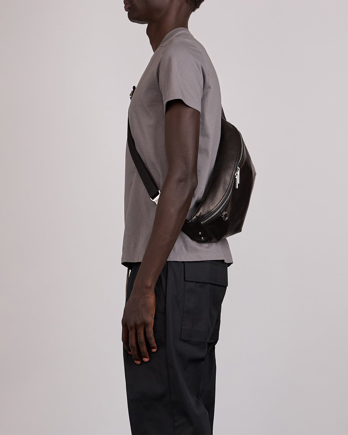 Rick Owens Bumbag Grainy Leather Black – LESS 17