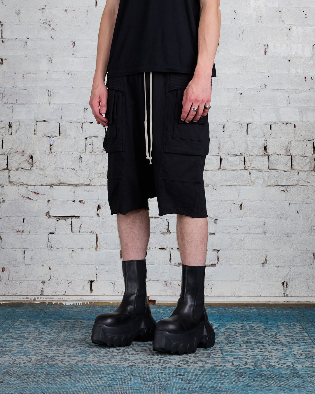 Rick Owens DRKSHDW Creatch Cargo Pod Short RIG Black