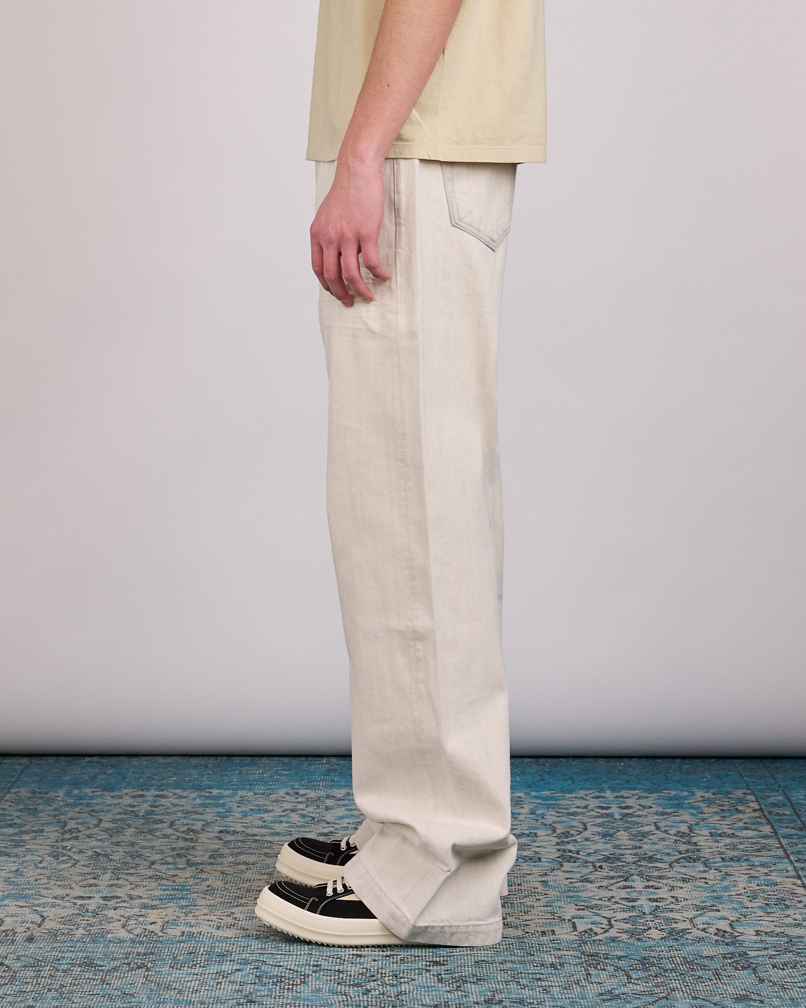 Rick Owens DRKSHDW Geth Jean Denim Milk Wash – LESS 17 Rick Owens DRKSHDW Geth Jean Denim Milk Wash – LESS 17