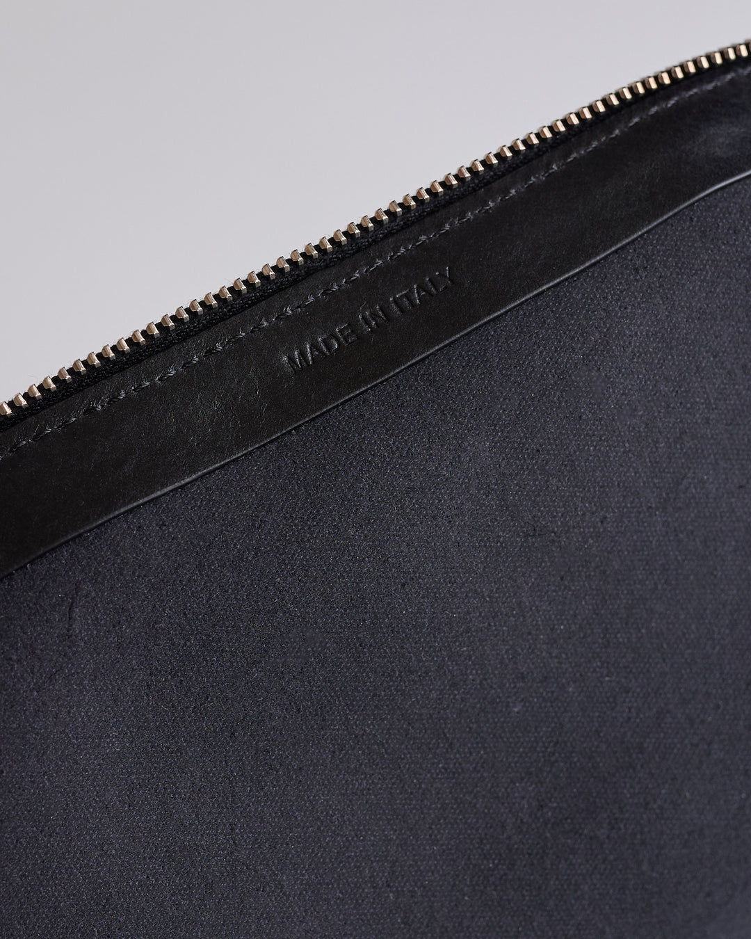 Rick Owens Runway Medium Beauty Glasgow Leather Bag Black