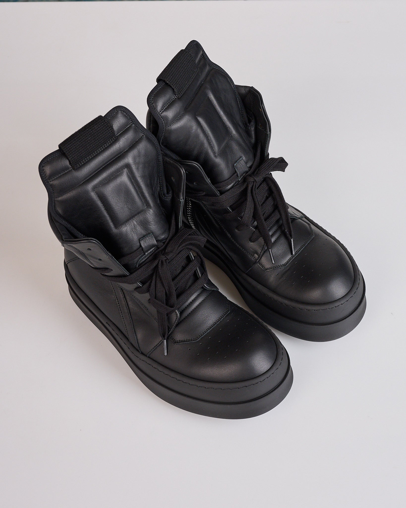 【RICK OWENS】FW26 TOWER MEGA GEOBASKET 42 Rick Owens Tower Mega Bumper Geobasket All Black – LESS 17