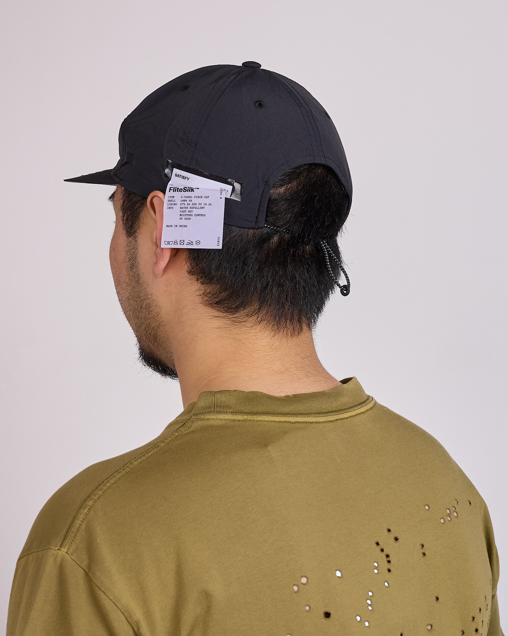 SATISFY FliteSilk Arch Logo 5-Panel Pinch Cap Black – LESS 17