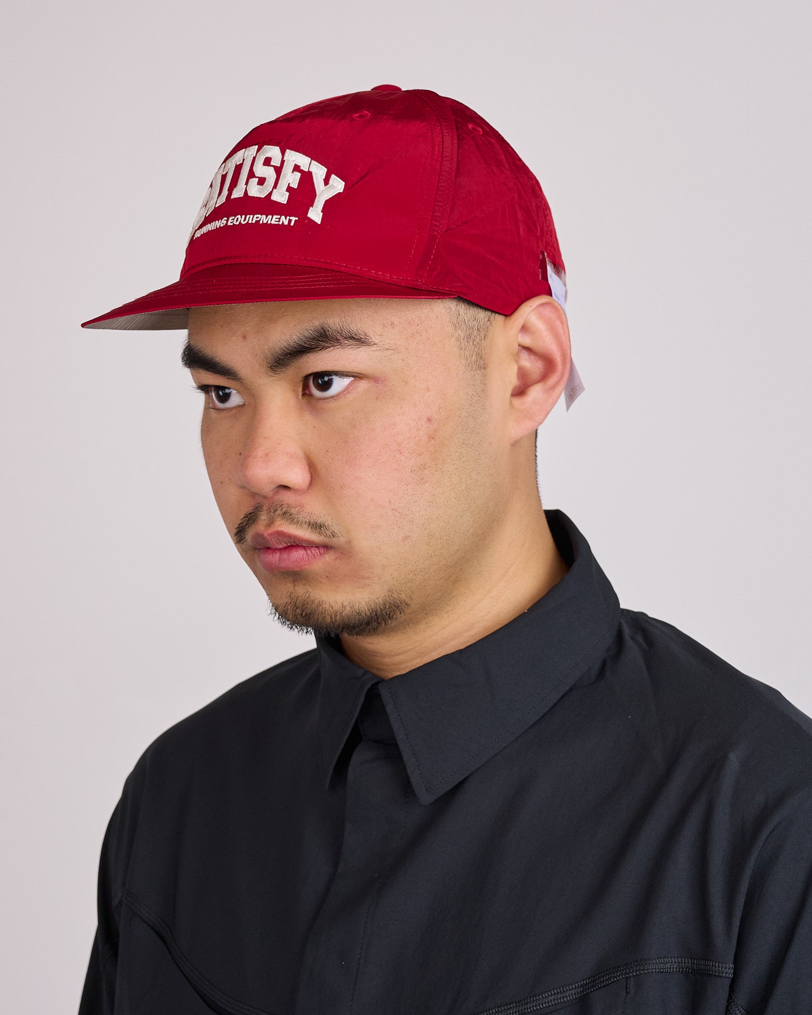 SATISFY FliteSilk Arch Logo 5-Panel Pinch Cap Burgundy – LESS 17
