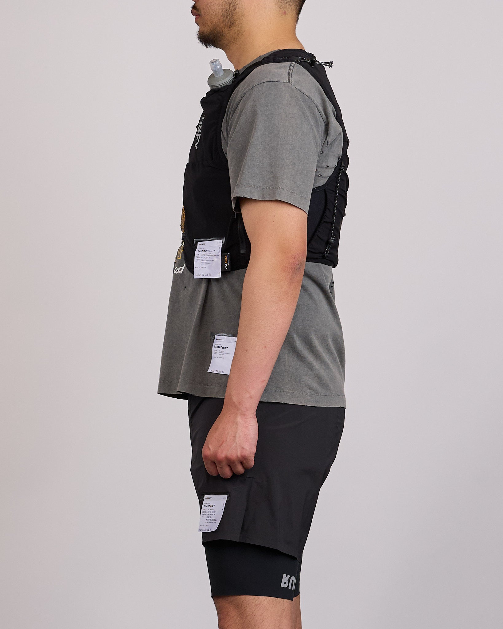 SATISFY Justice Cordura Hydration Logo Vest Black – LESS 17