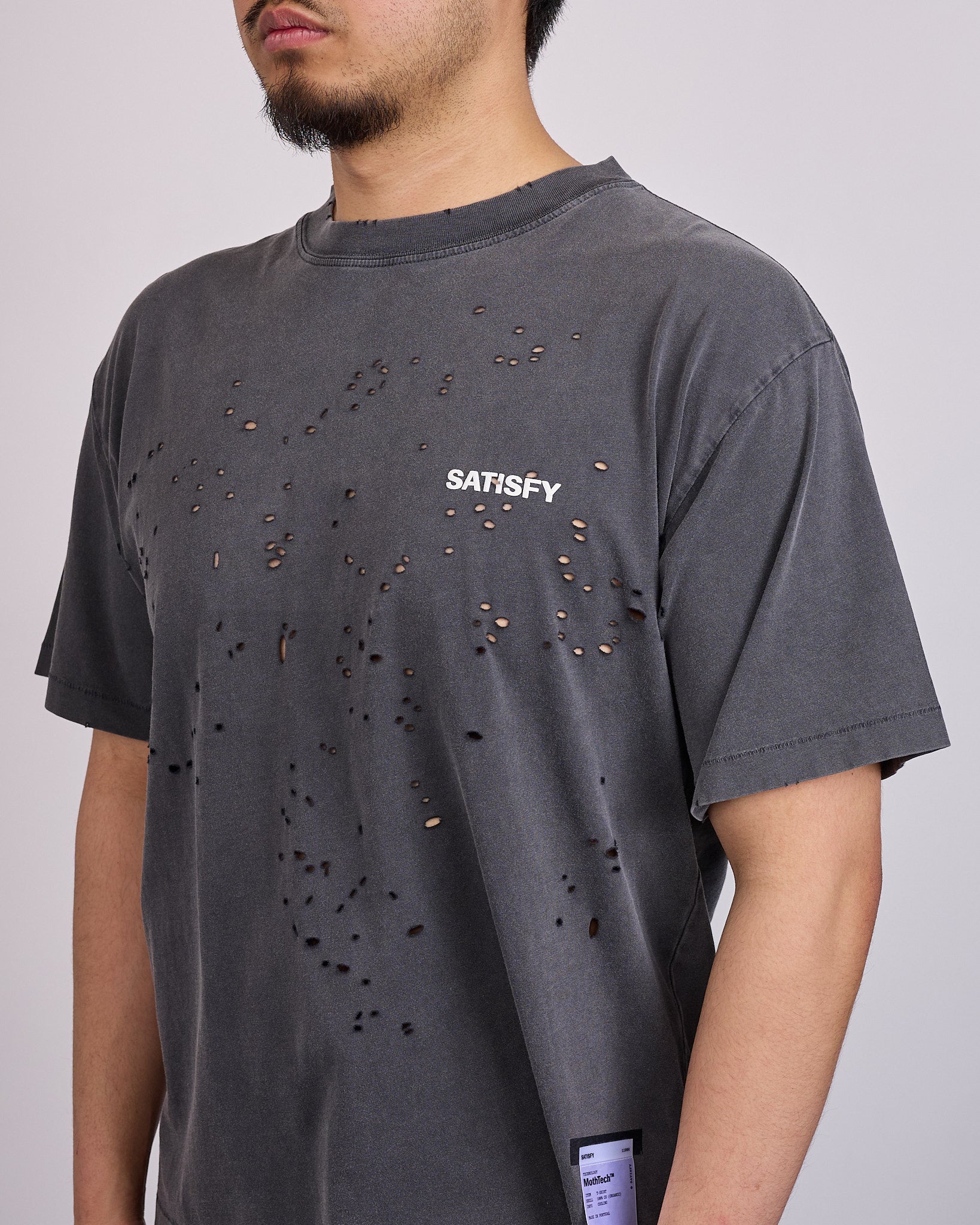 SATISFY MothTech T-Shirt Small Logo Aged Black – LESS 17