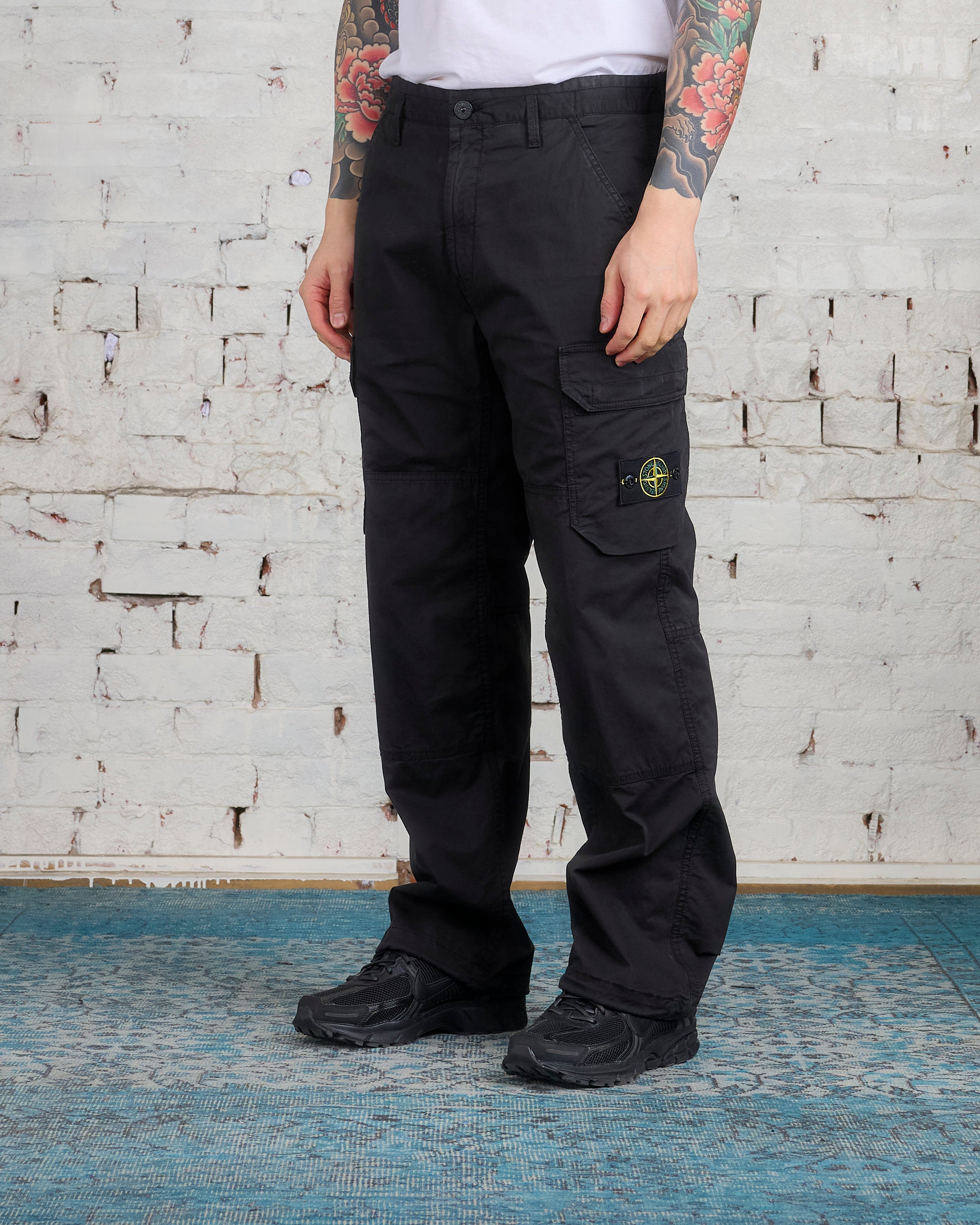 Stone island clearance cargo pants black