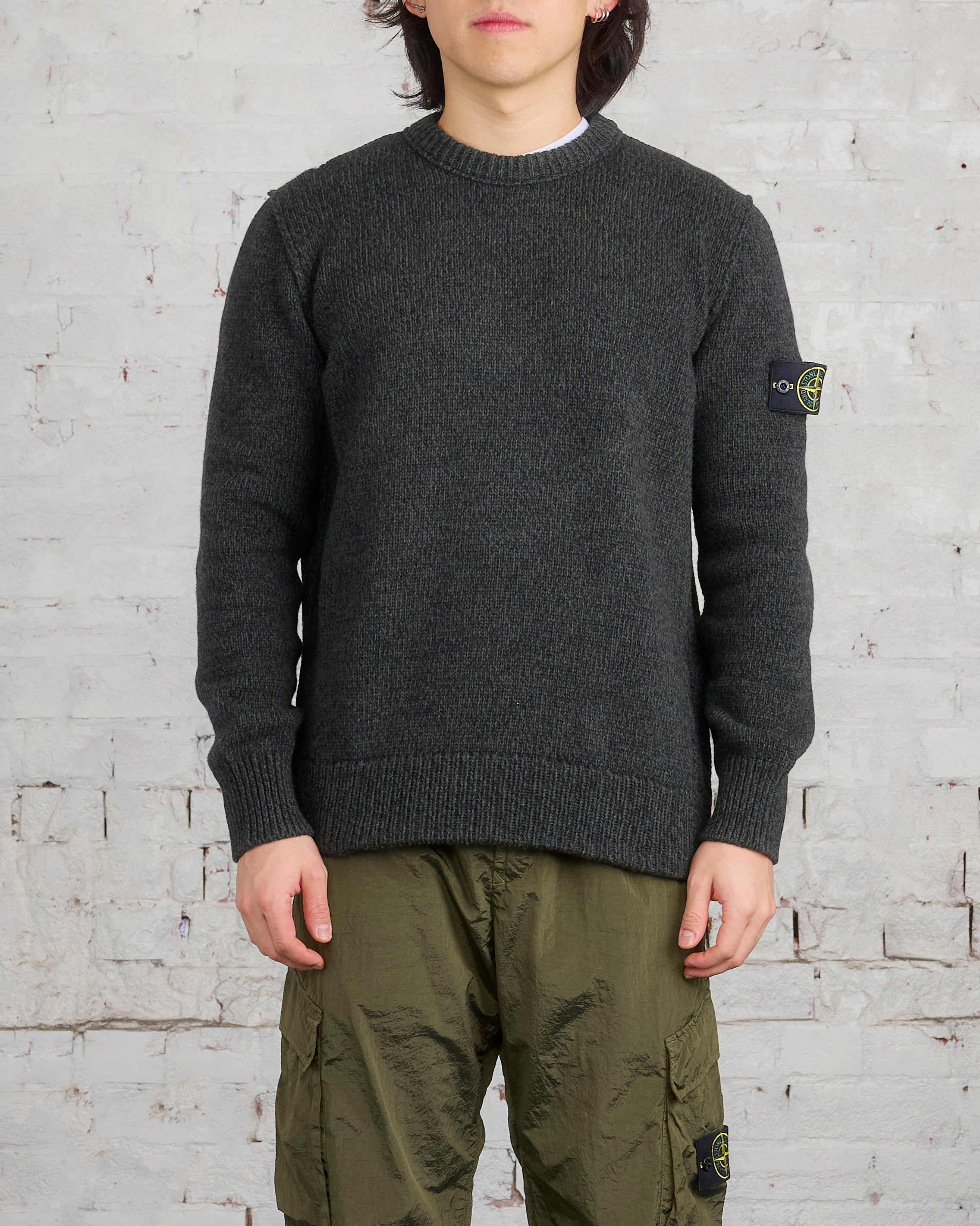 Black stone island outlet sweater