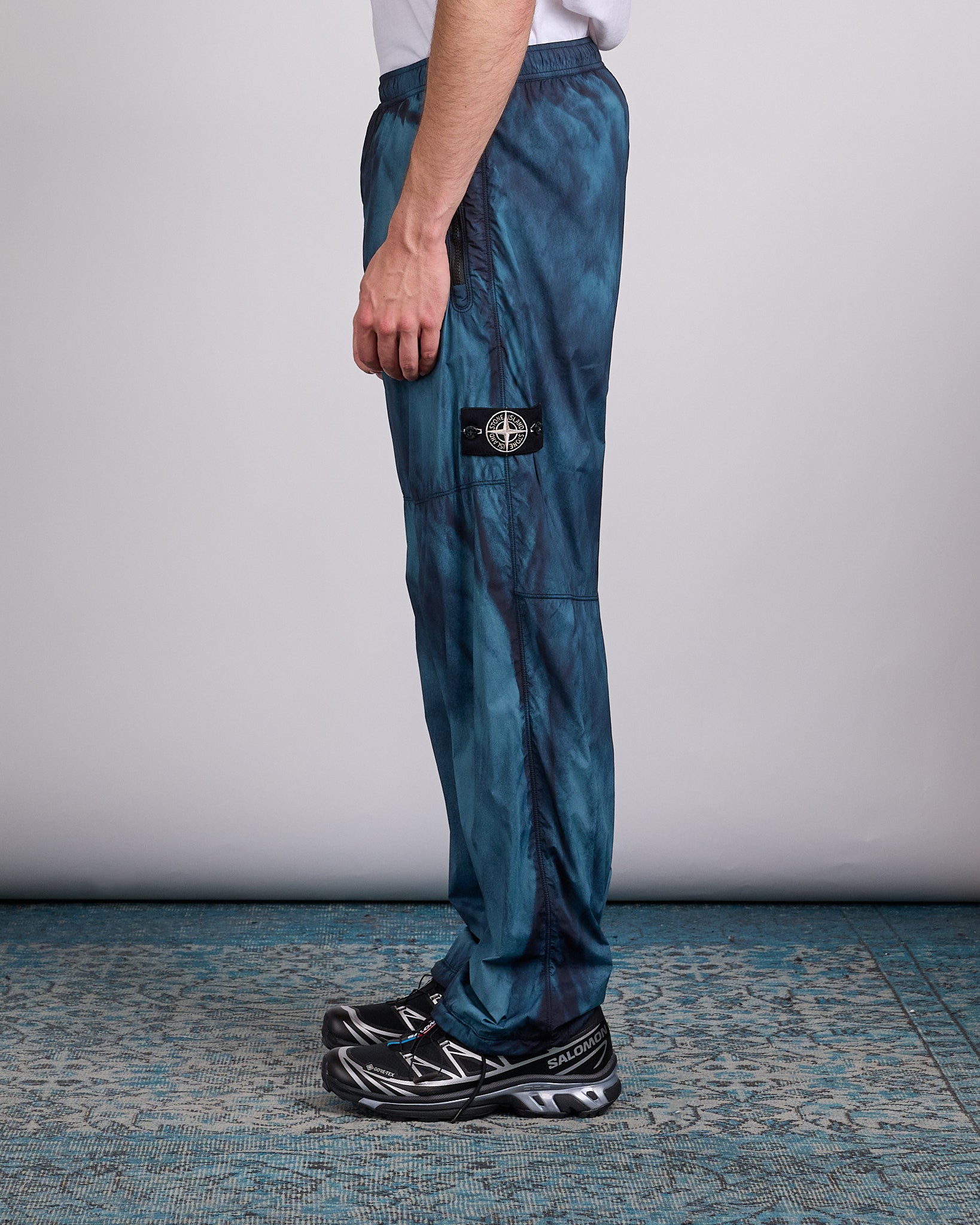 Stone Island Skin Touch Nylon-TC Corrosion Pant Black – LESS 17