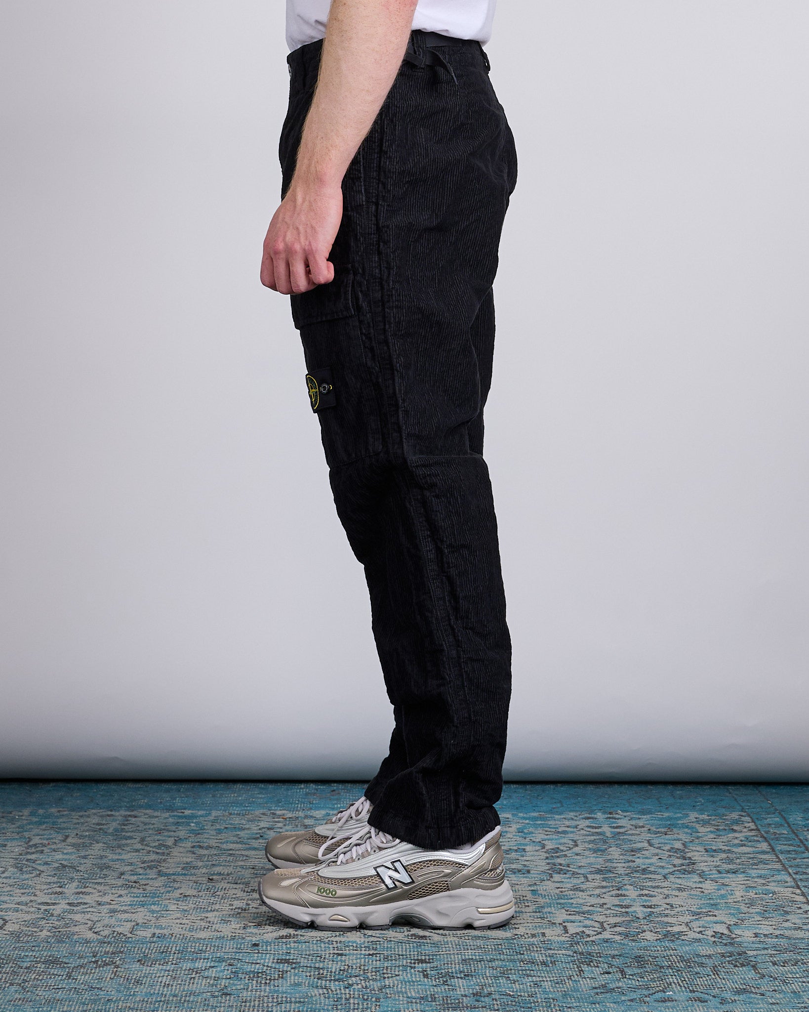 Stone Island Wrinkled Corduroy 500 Cargo Pant Black – LESS 17