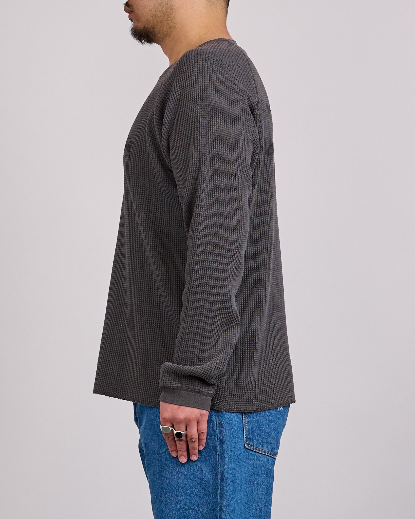Stussy Raglan Thermal Crewneck Basic Stock Washed Black – LESS 17