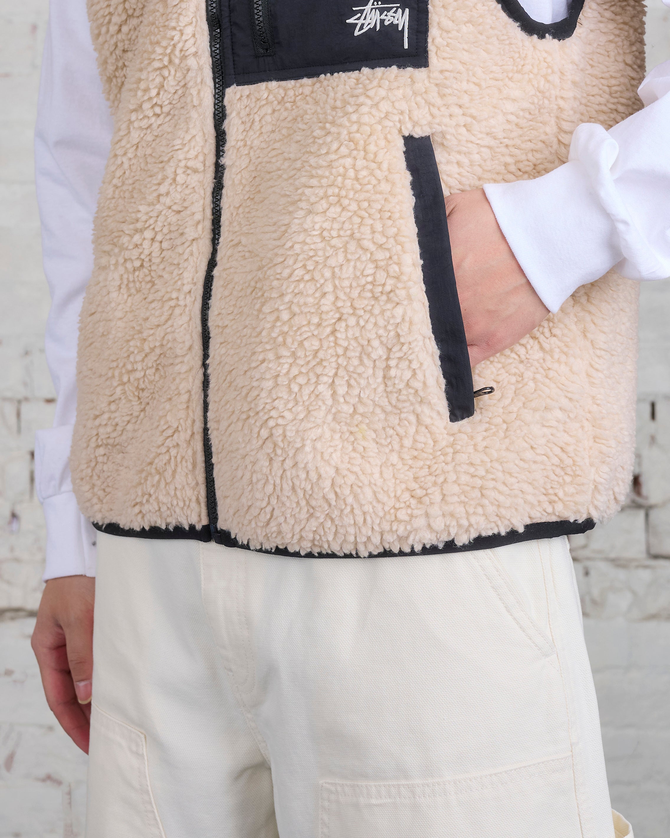 Stussy Sherpa Reversible Vest Beige