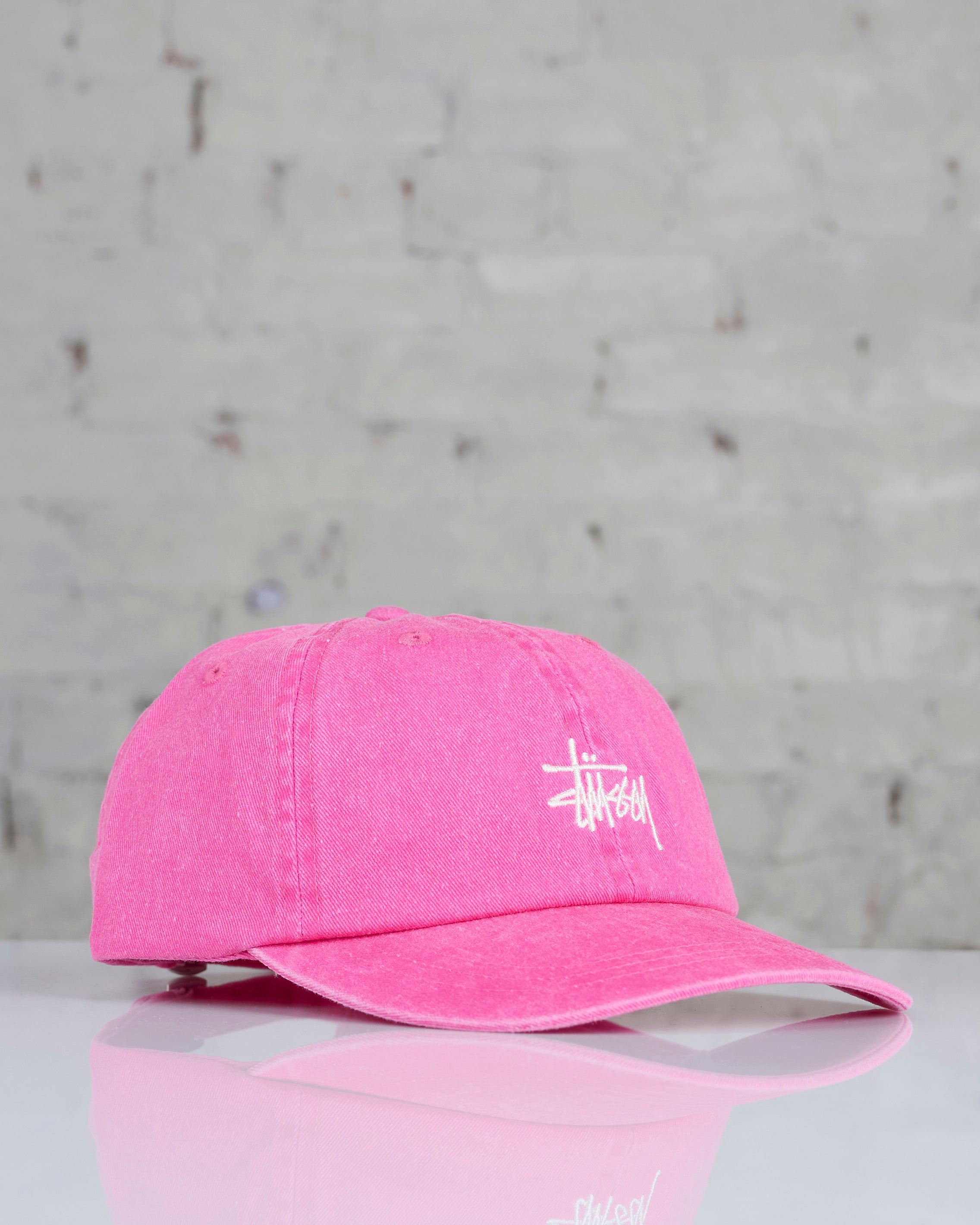 Stussy Washed Basic Low Pro Cap Magenta