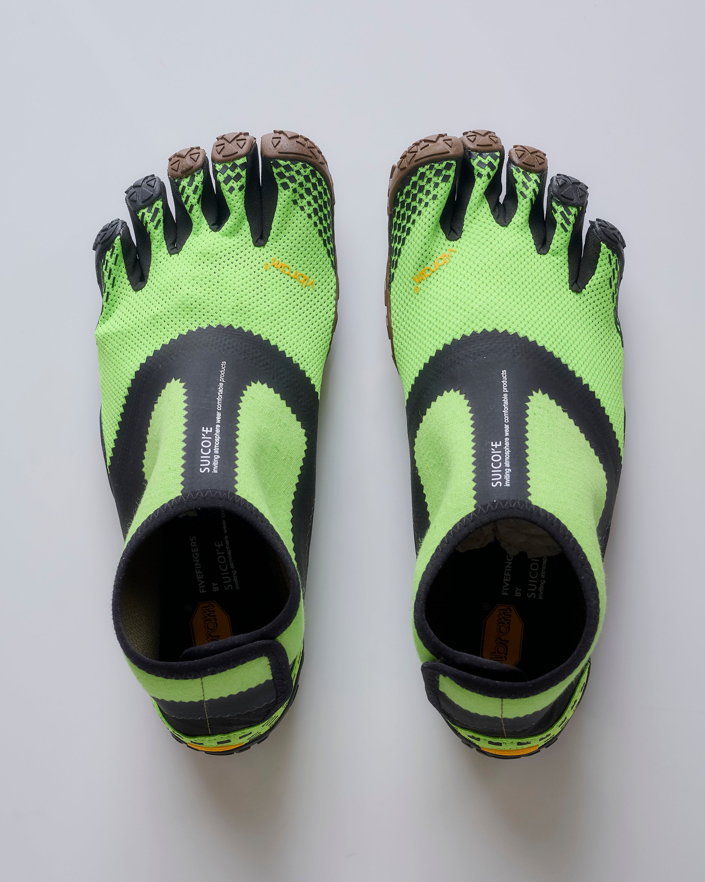 Suicoke 5 Fingers Nin-Lo Neon x Black – LESS 17