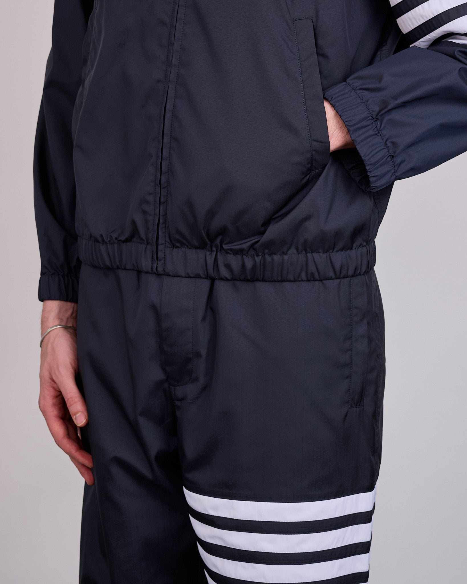 Thom Browne Zip Front Raglan 4 Bar Ripstop Track Jacket Navy – LESS 17
