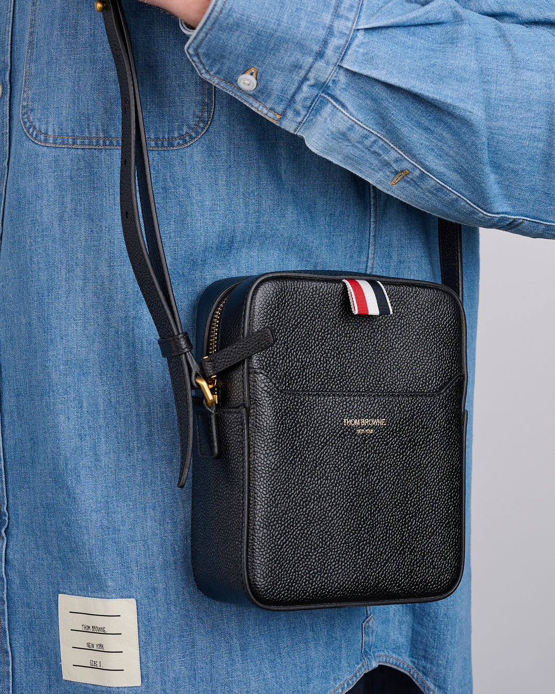 Thome Browne Vertical Camera Bag Pebble Grain Leather Black