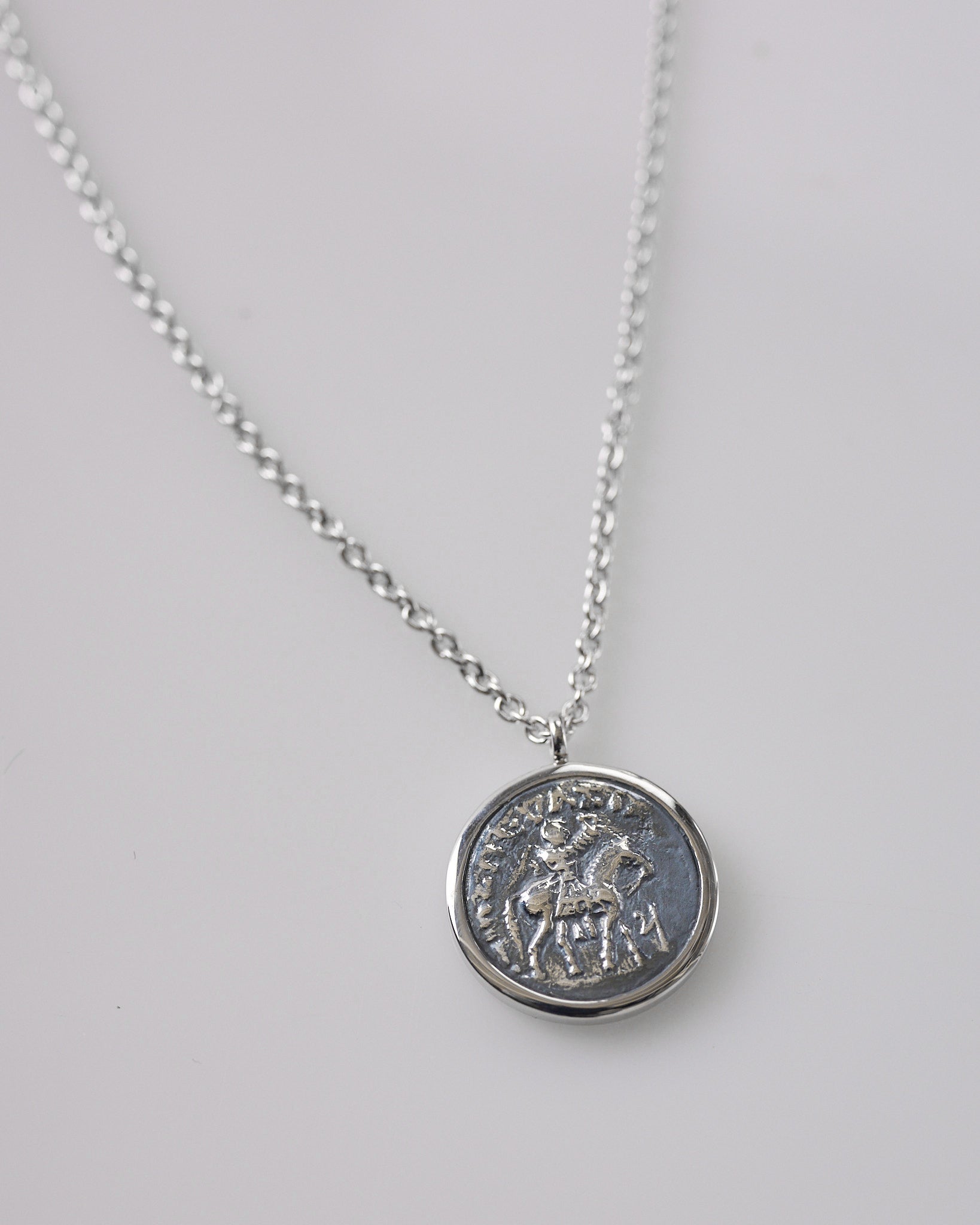 25aw 新品 TOMWOOD トムウッド Coin Pendant 20.5 TOMWOOD トムウッド Coin Pendant Gold 20.5inch コインペンダント