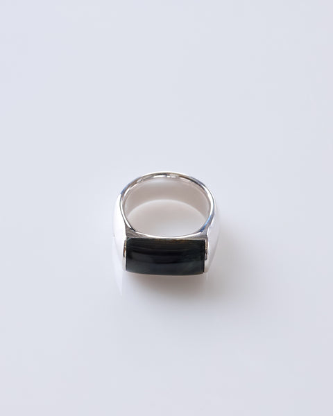 Tom Wood Crest Ring (M) Silver 925/Blue Hawk Eye – LESS 17