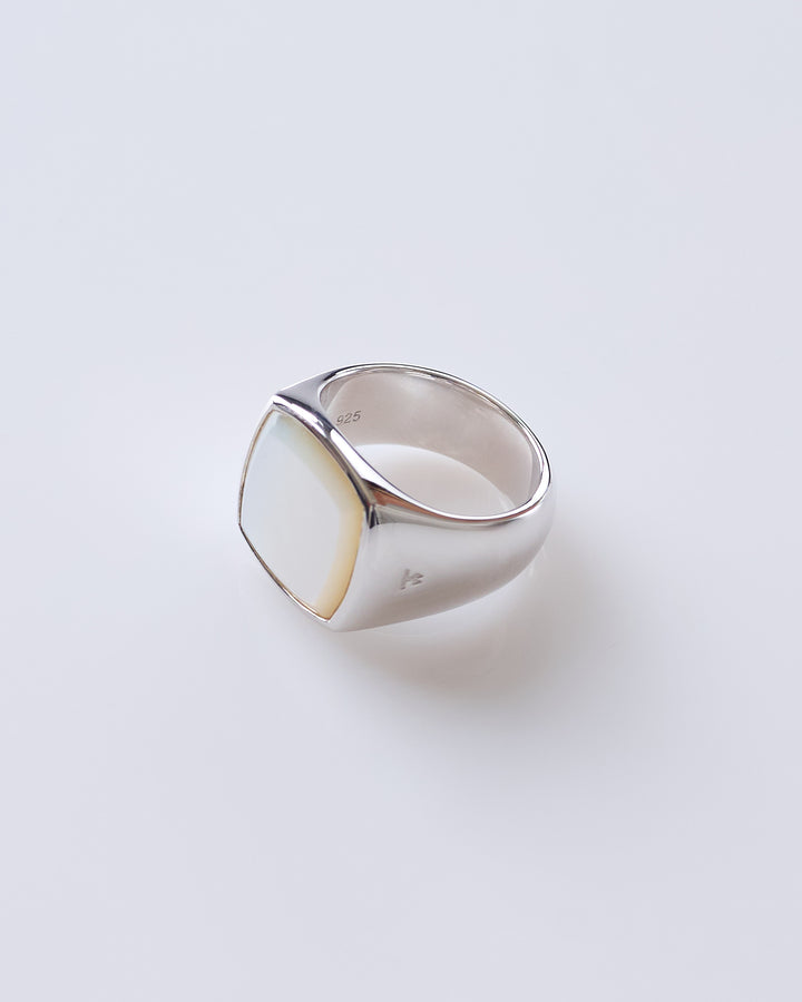 Tom Wood Cushion Ring (M) Polished Silver 925/MOP