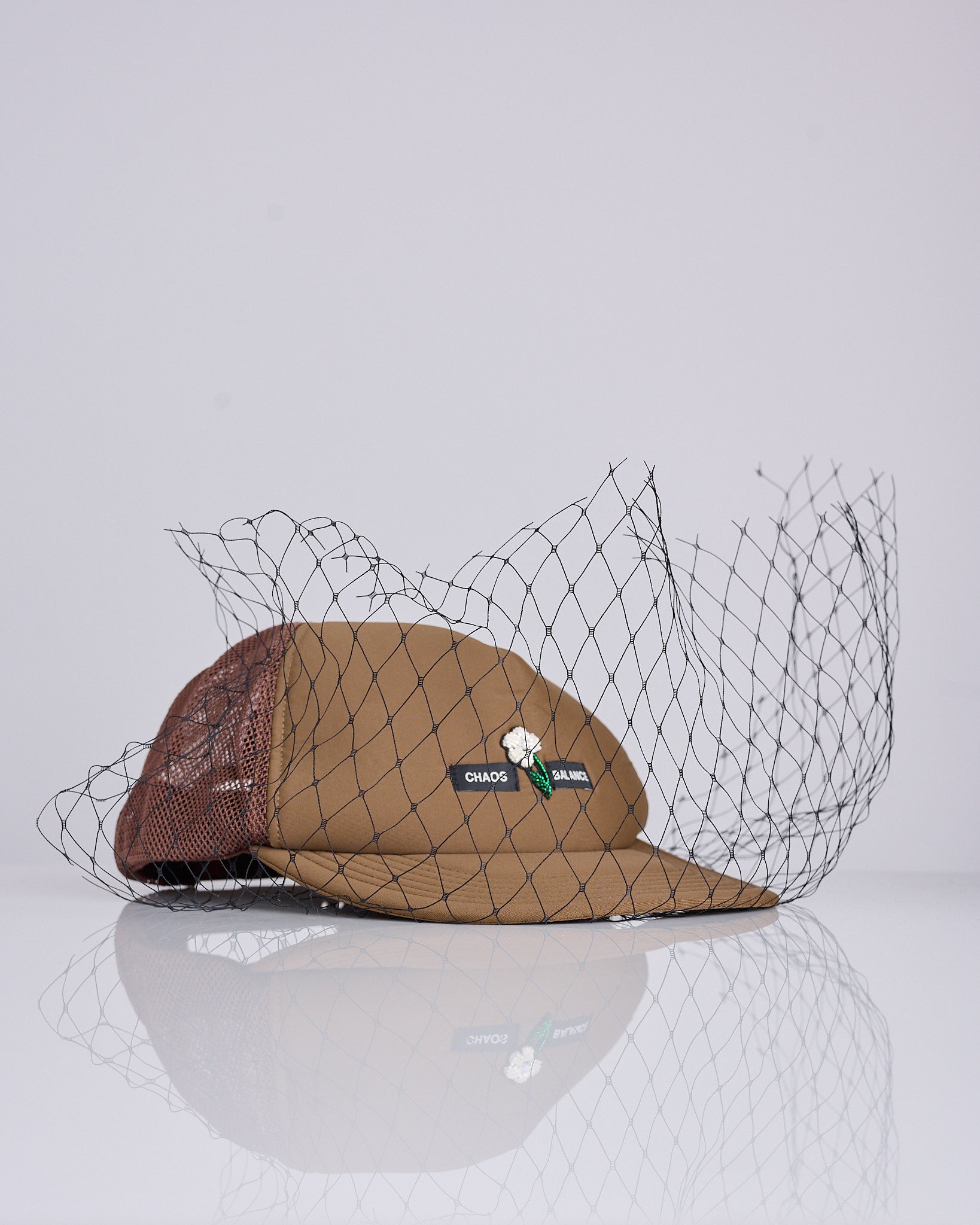 キャップ UNDERCOVER / Mesh Cap UNDERCOVER Mesh Veil Trucker Cap Brown – LESS 17