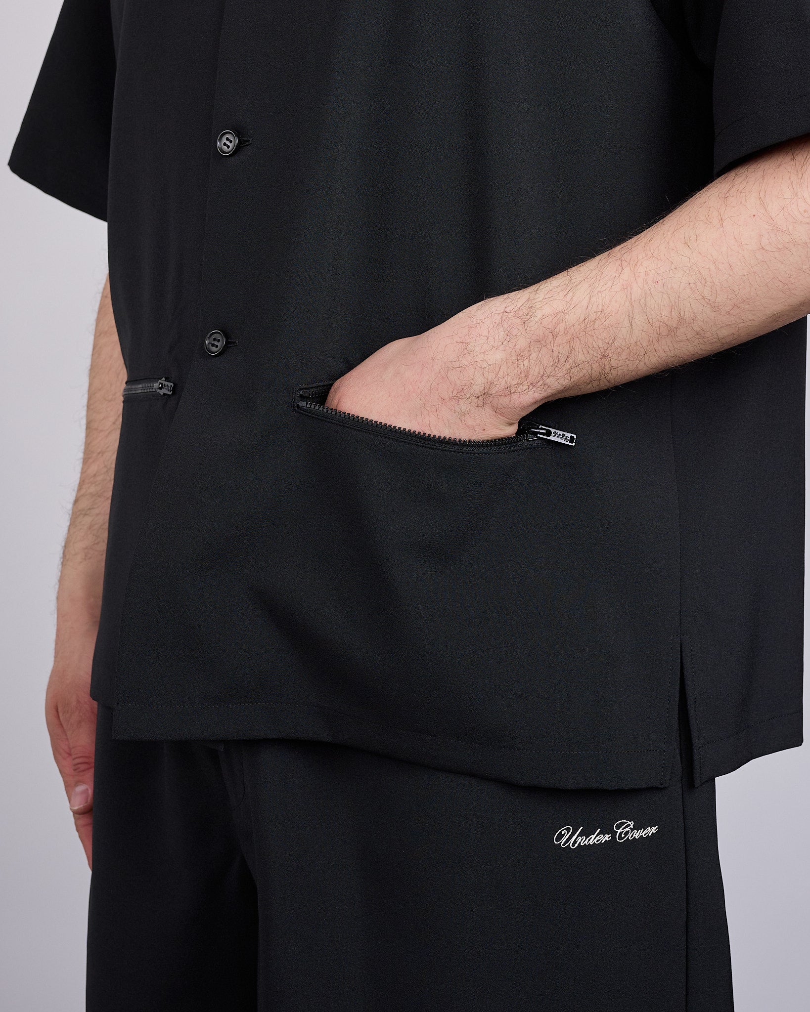 UNDERCOVER Script Logo Zip Pocket Camp Button Shirt Black – LESS 17