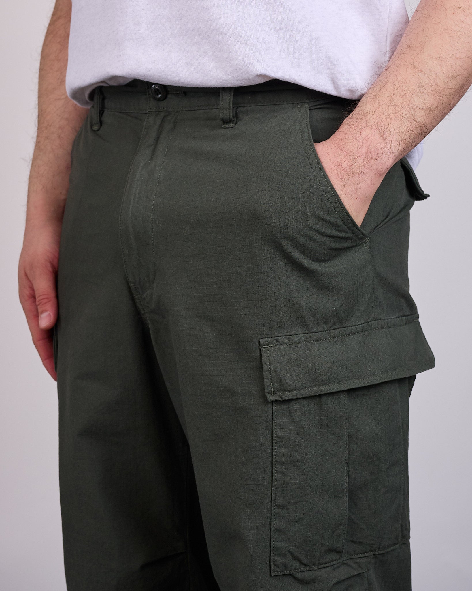 パンツ WTAPS MILT9601 Trousers Cotton OliveDrab WTAPS MILT9601 / Trousers / Olive Drab wtaps 25ss MILT9601