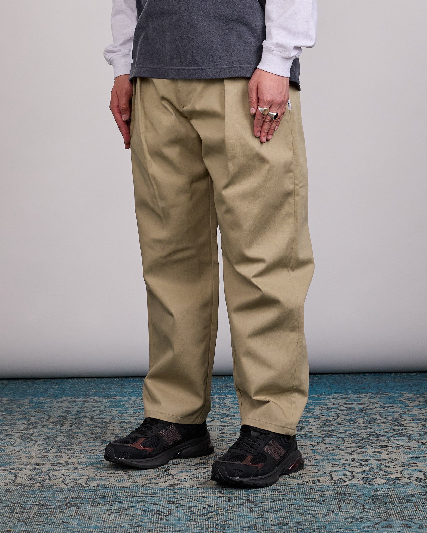WTAPS TRDT1802 Cptl Twill Double Pleated Pant Beige – LESS 17