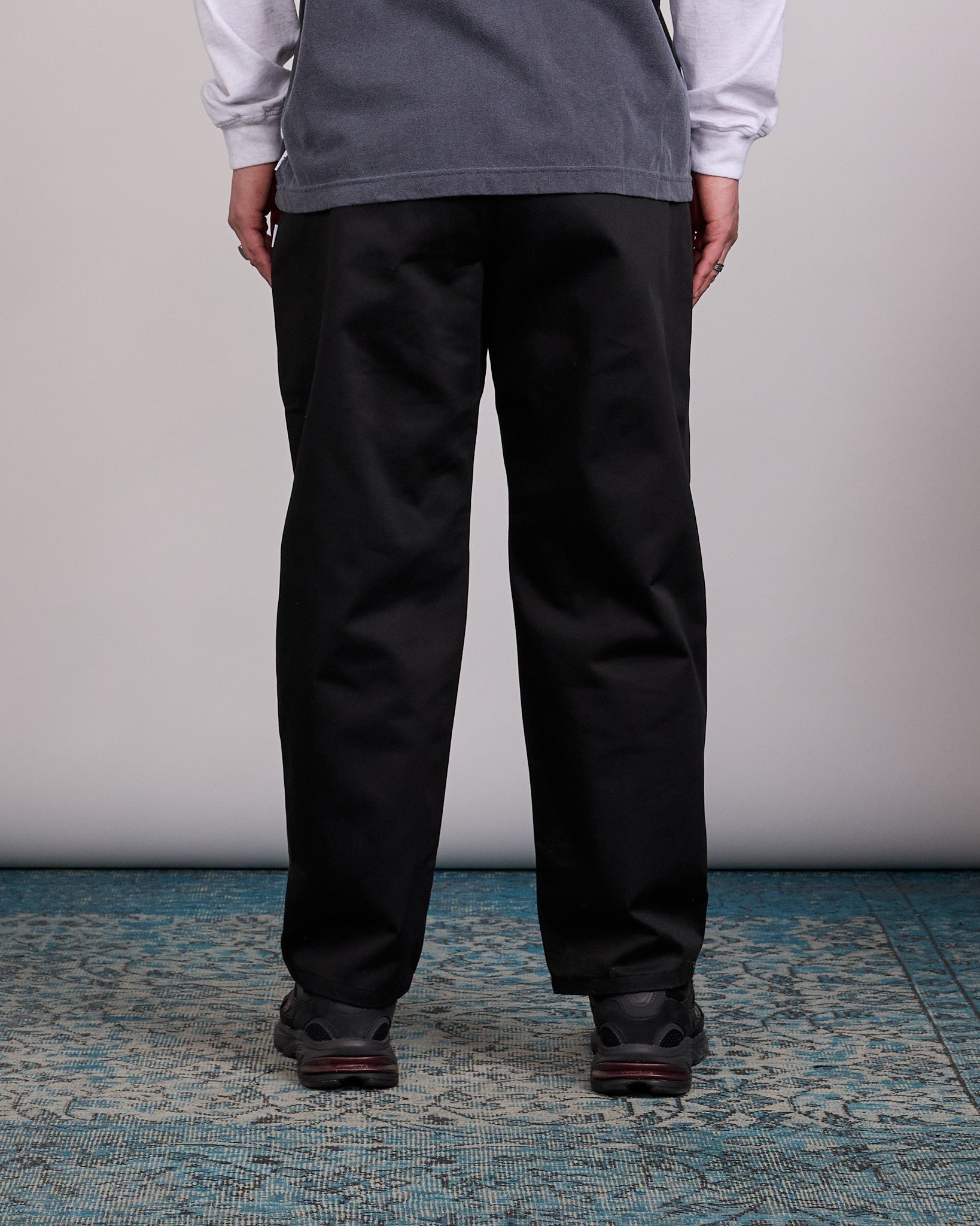 WTAPS ブラック チノパン WTAPS TRDT1802 Cptl Twill Double Pleated Pant Black – LESS 17