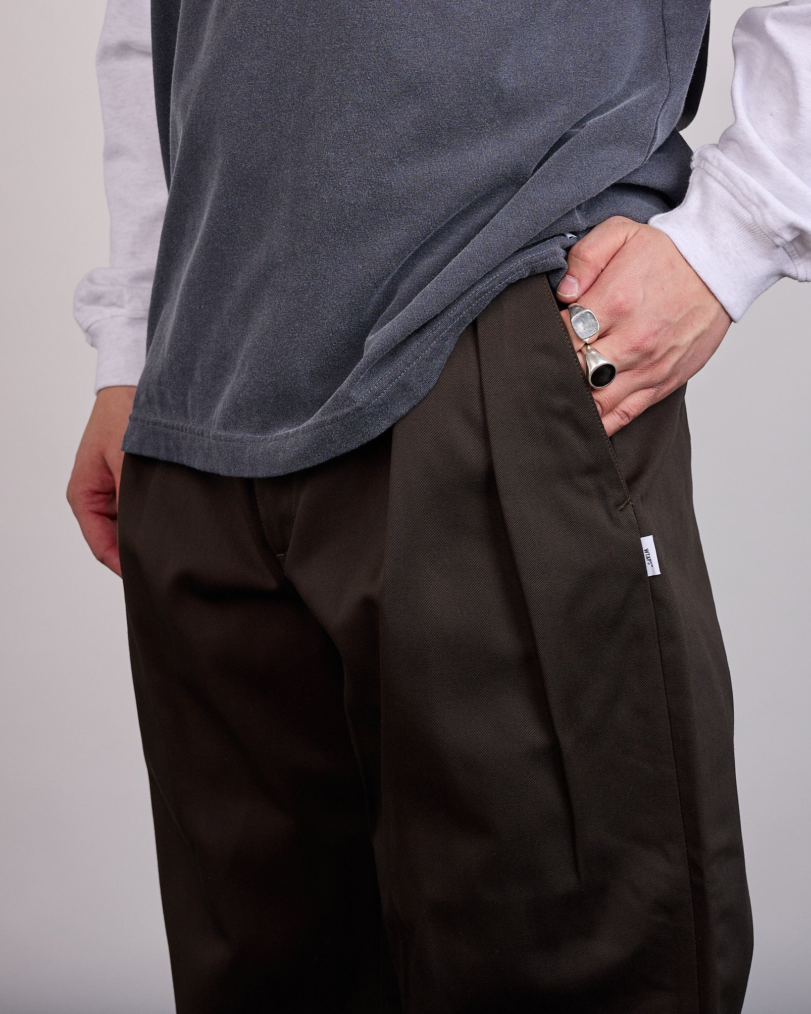 WTAPS TRDT1802 Cptl Twill Double Pleated Pant Brown – LESS 17