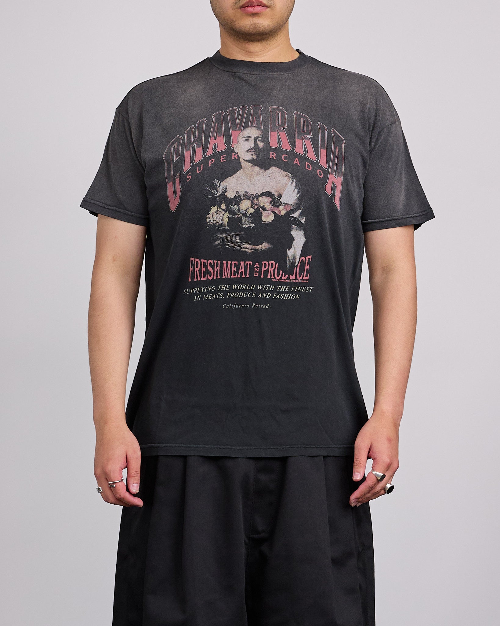 T-Shirts – LESS 17