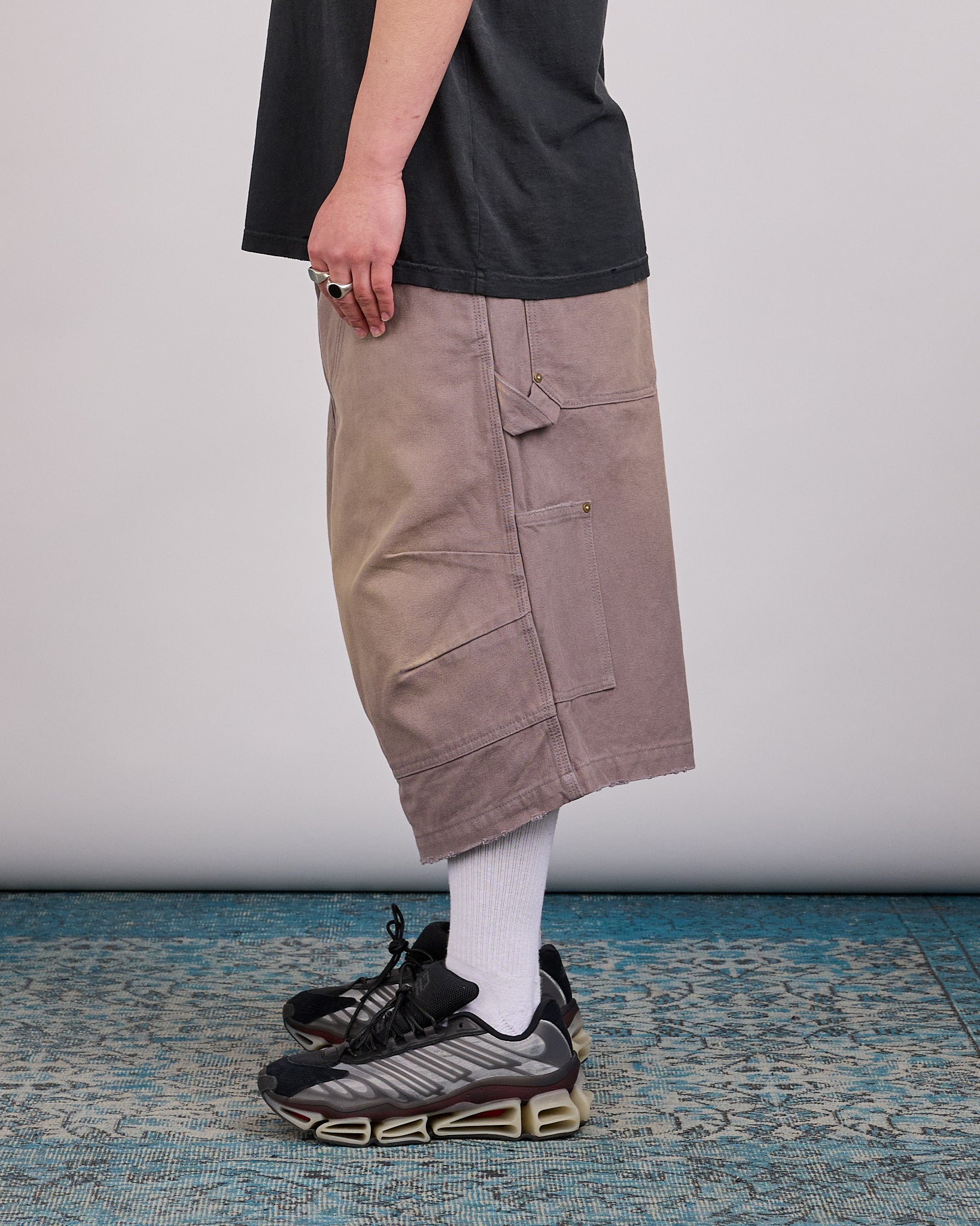 Willy Chavarria Stockton Double Knee Short Concrete – LESS 17