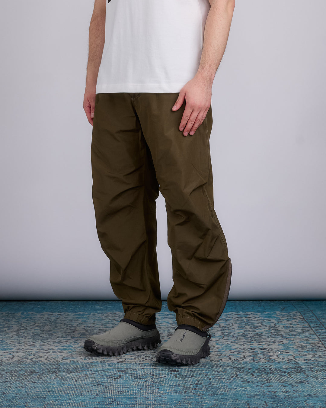 and wander High Count Side Zip Hem Pant Dark Khaki