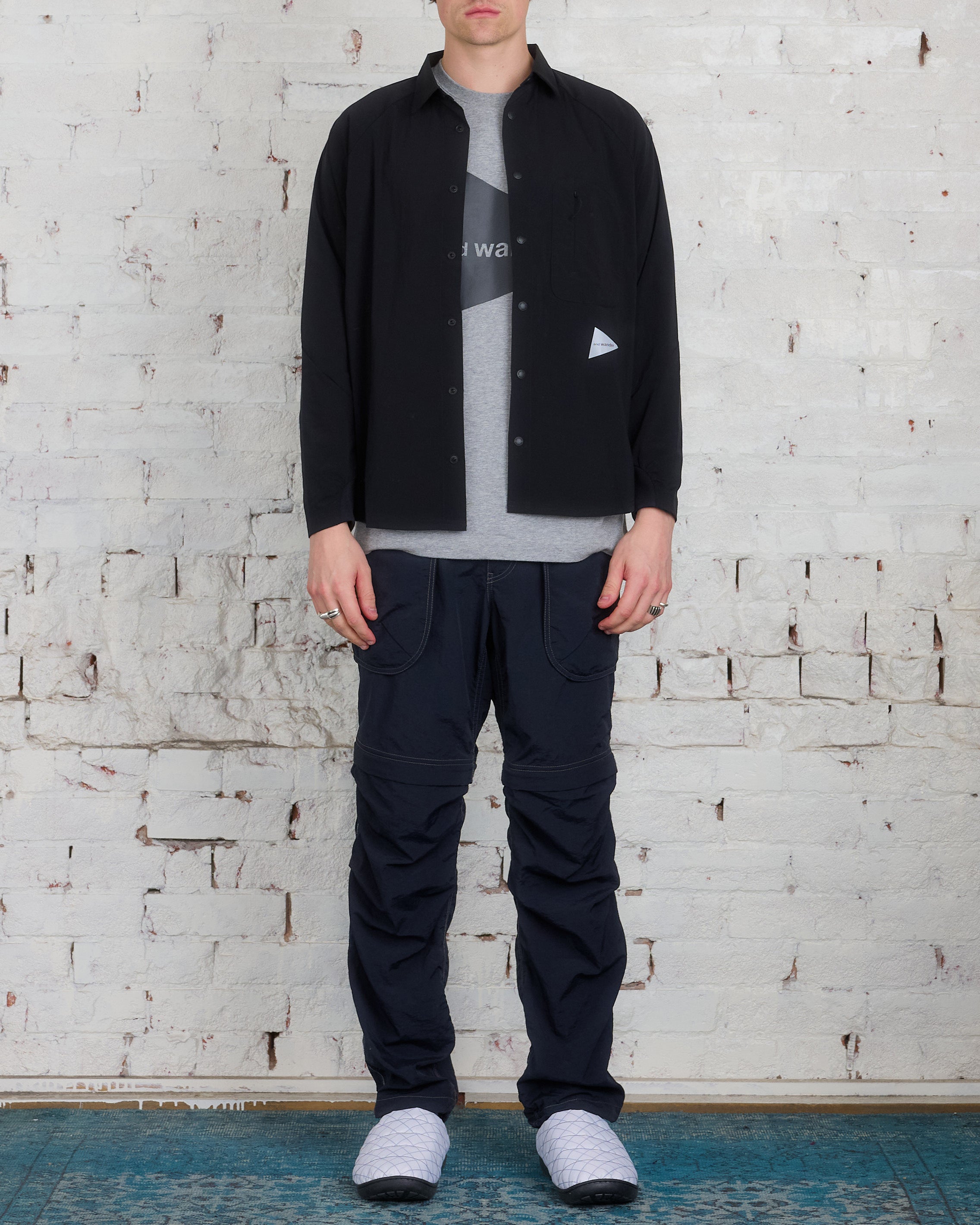 and wander Thermolite Fleece Base LS Shirt Black – LESS 17