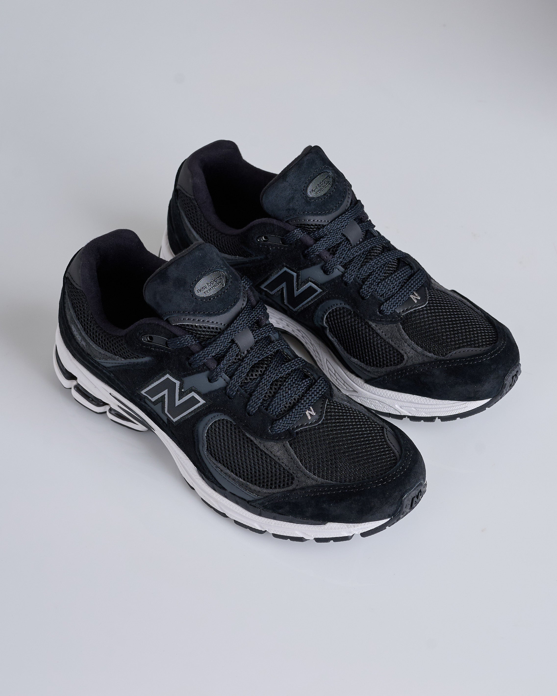 靴 New Balance 2002R \"Black Gunl\" New Balance 2002R Black Gunmetal – PRIVATE SNEAKERS