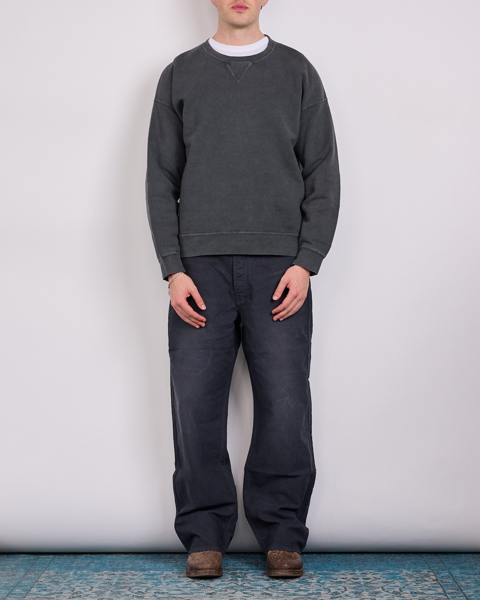 visvim Jumbo SB Sweat Long Sleeve Crewneck DMGD Black – LESS 17