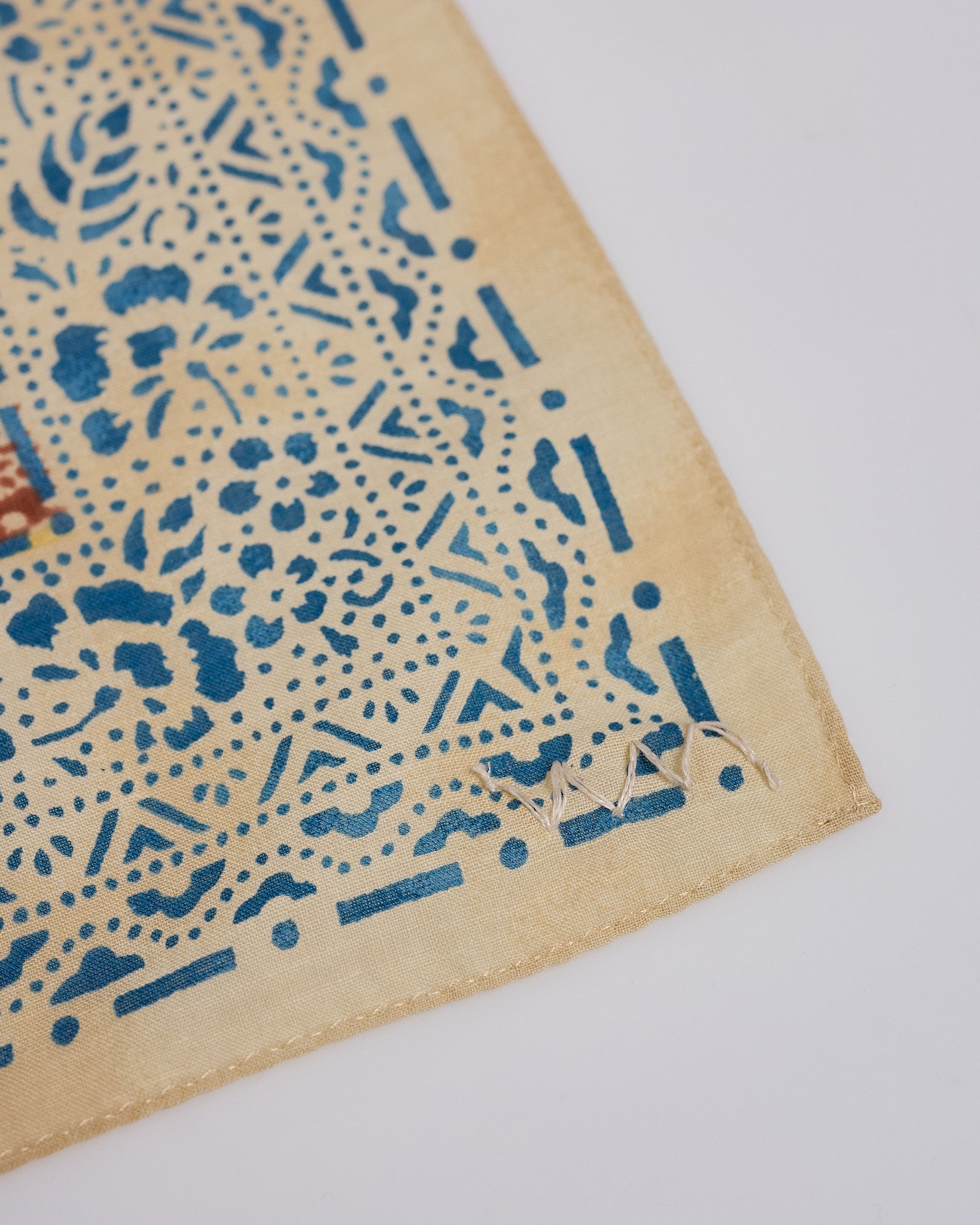 visvim Khadi Pattern Bandana Ivory – LESS 17