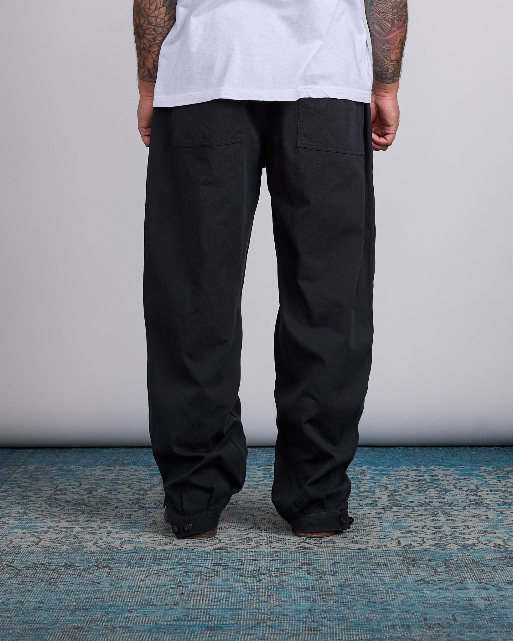パンツ visvim motors carrol pant Navy visvim Motors Carrol Pant Navy – LESS 17