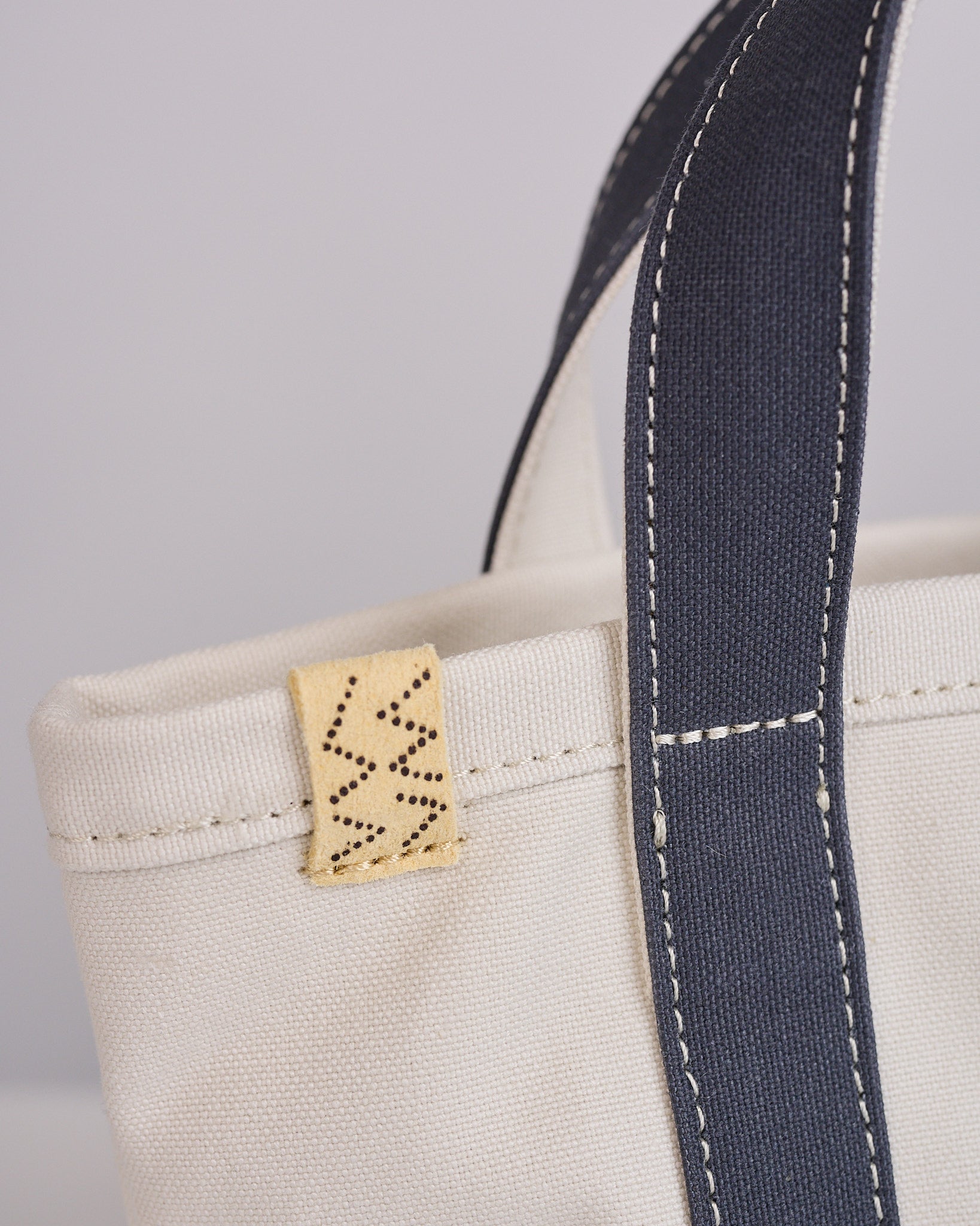 visvim Summer Spot Juneau Tote Bag (S) Navy – LESS 17