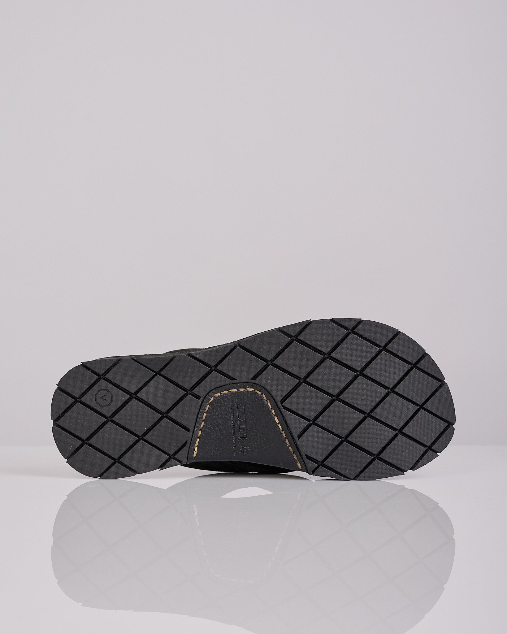 visvim Summer Spot Lama Sandal Folk Black – LESS 17