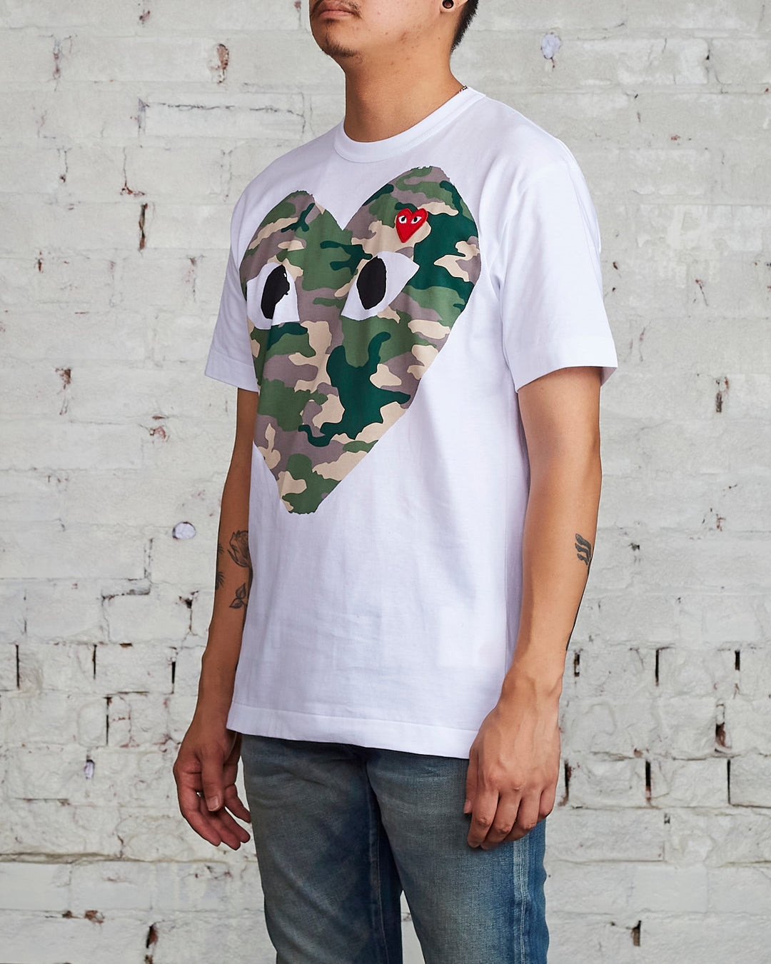 Comme des Garçons PLAY Big Camouflage Chest Heart T-Shirt White