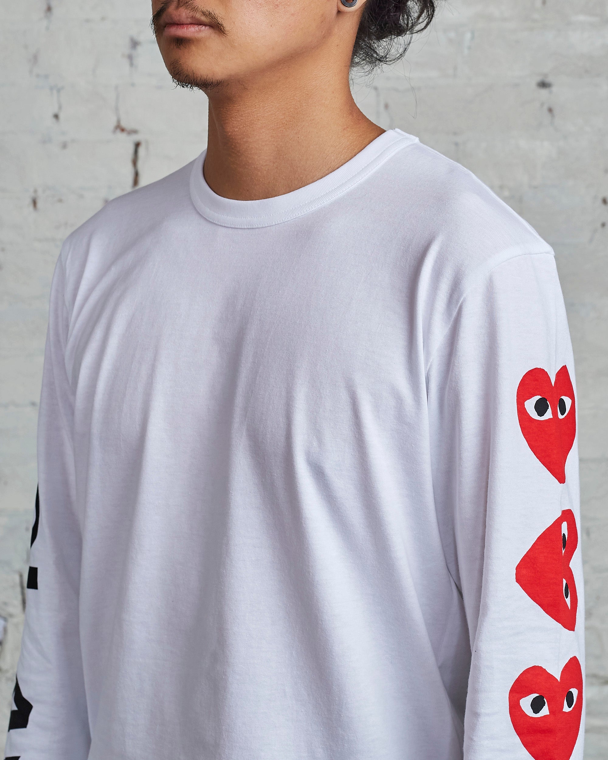 Comme des Garcons PLAY Multi Red Heart Long Sleeve T Shirt White LESS 17