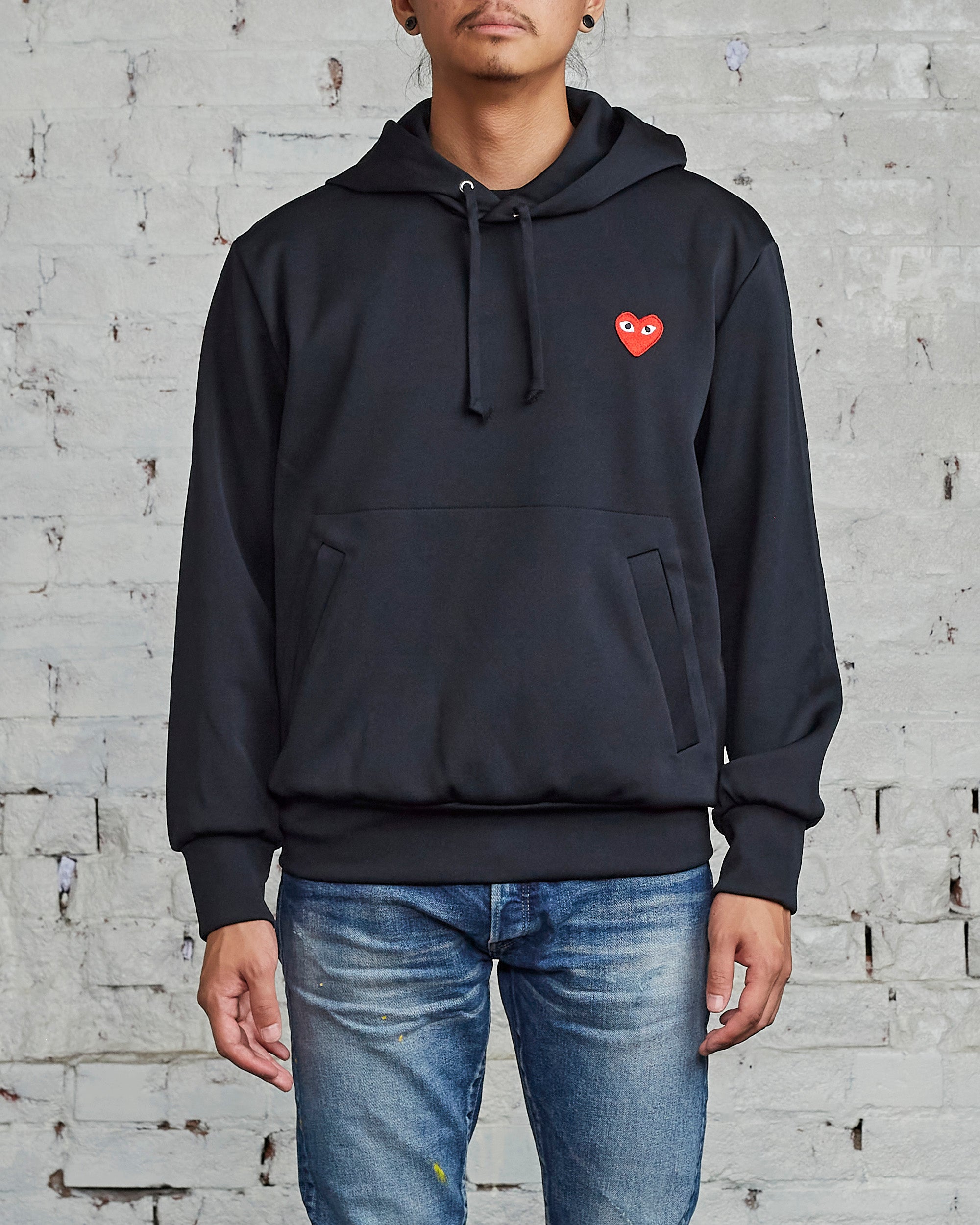 Comme des Garçons PLAY Red Heart Hooded Sweatshirt Black – LESS 17