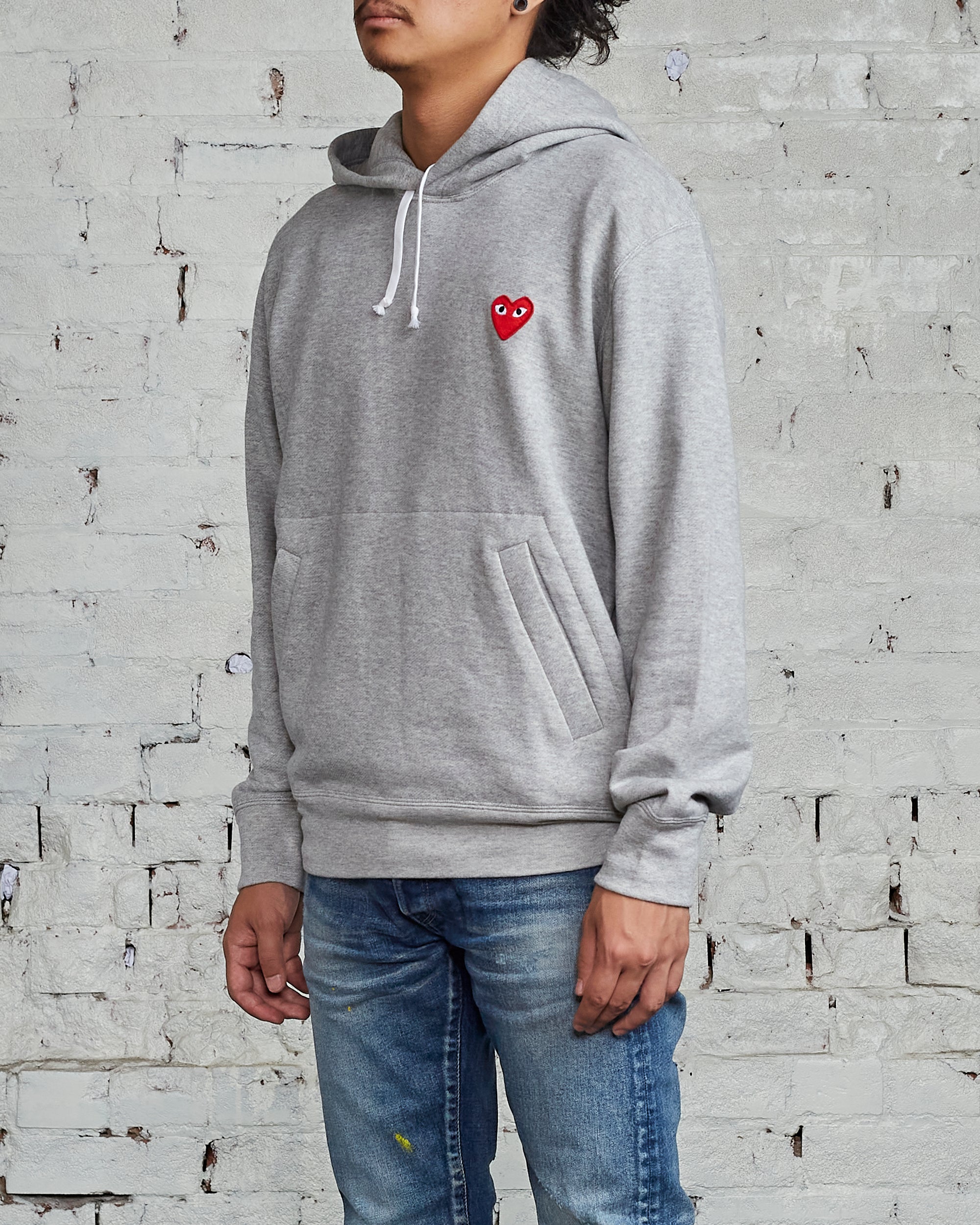 Comme des Garcons PLAY Red Heart Hooded Sweatshirt Size Large in Grey Less17