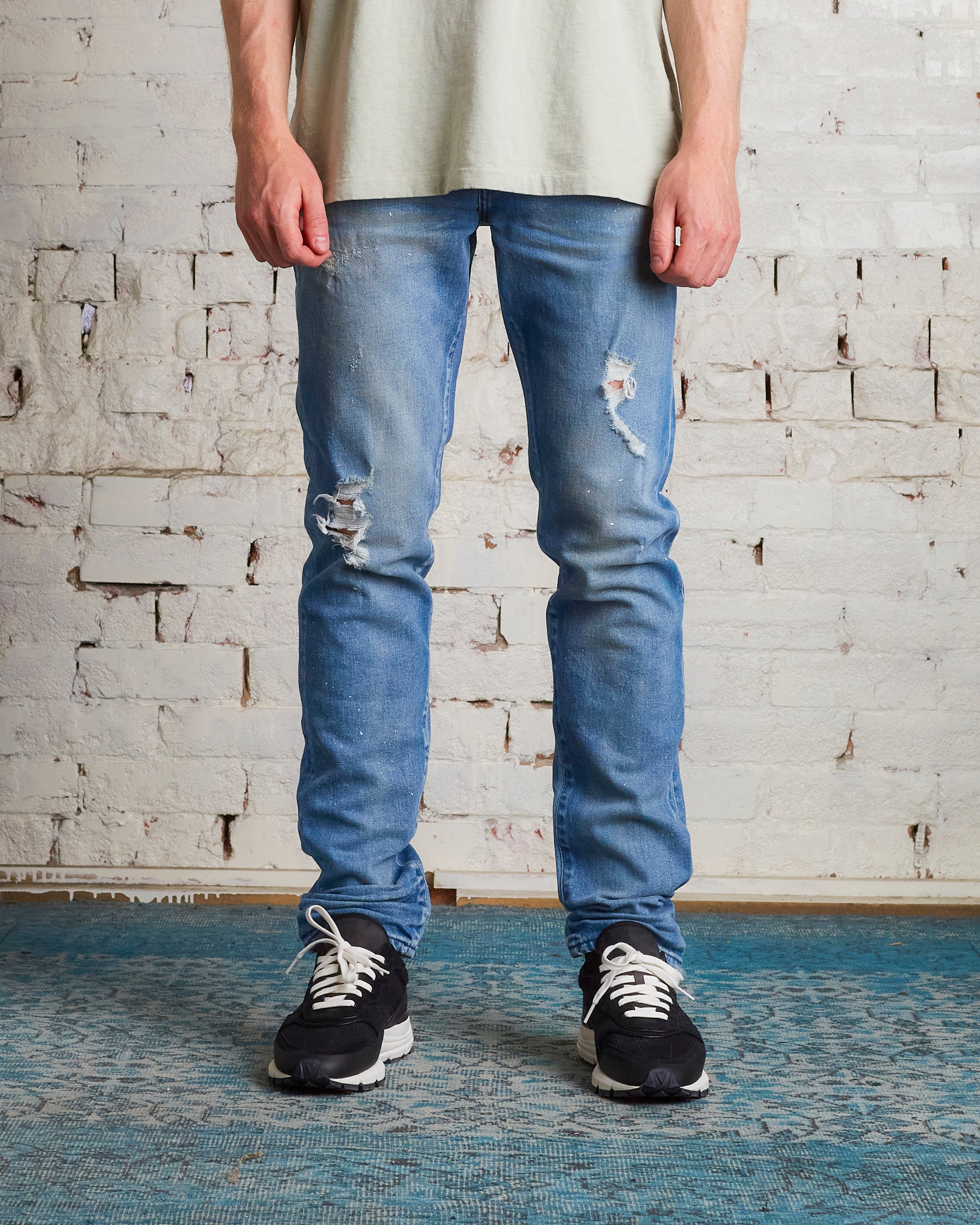 John Elliott Cbs Age 29